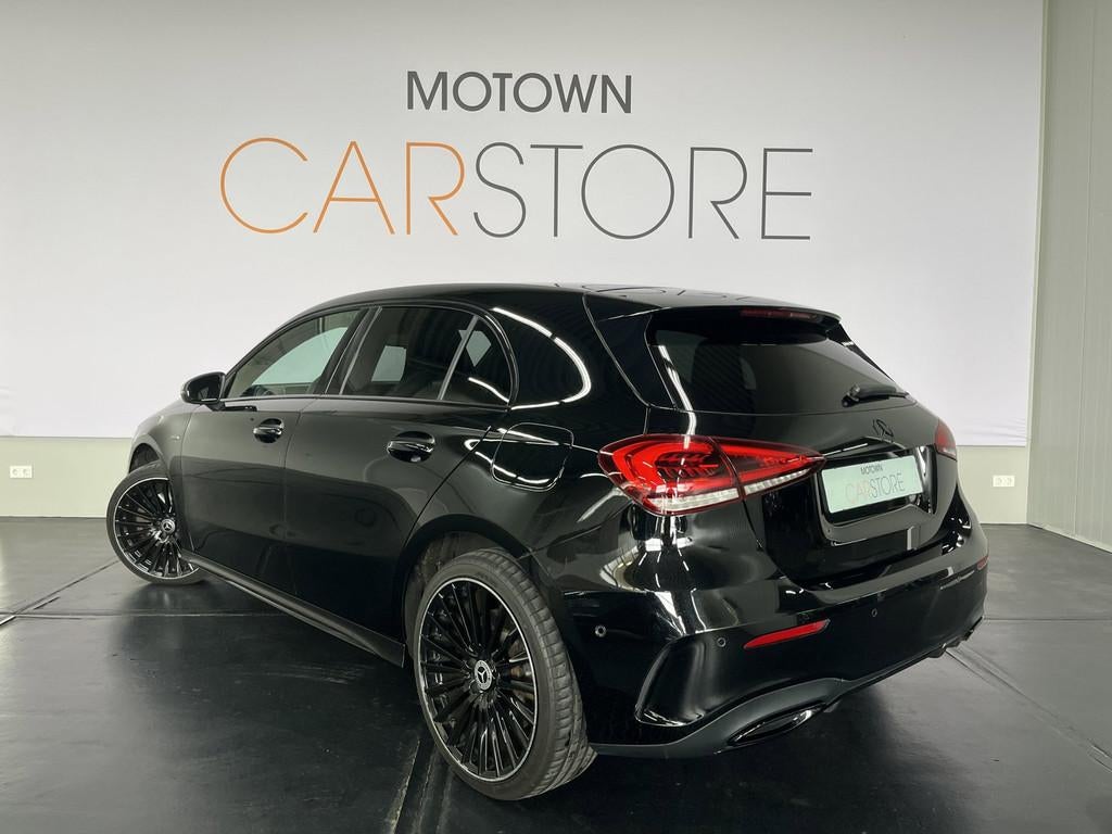 Mercedes-Benz A-klasse A 250 e AMG Line Night Pakket 19 inch, Gebruikt, Zwart, 4 cilinders, Zwart