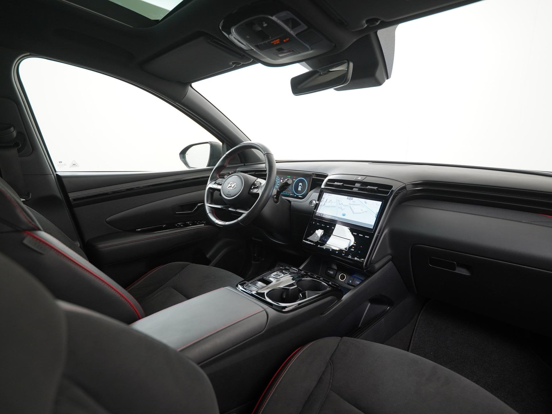Hyundai Tucson 1.6 T-GDI PHEV N Line Sky 4WD | Panoramadak |, Auto's, Automaat, 14 kWh, Gebruikt, Zwart