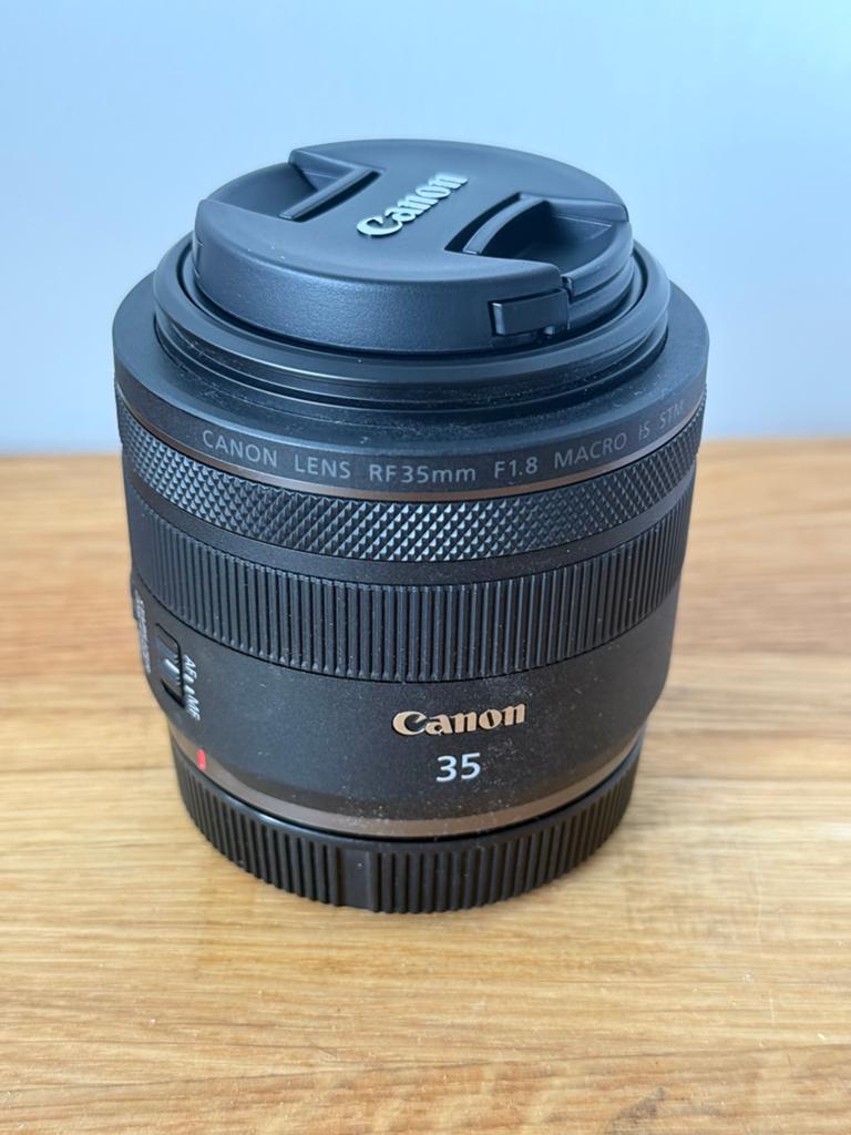Canon RF 35 mm f1.8 IS Macro STM, Audio, Tv en Foto, Fotografie | Lenzen en Objectieven, Ophalen, Zo goed als nieuw, Macrolens