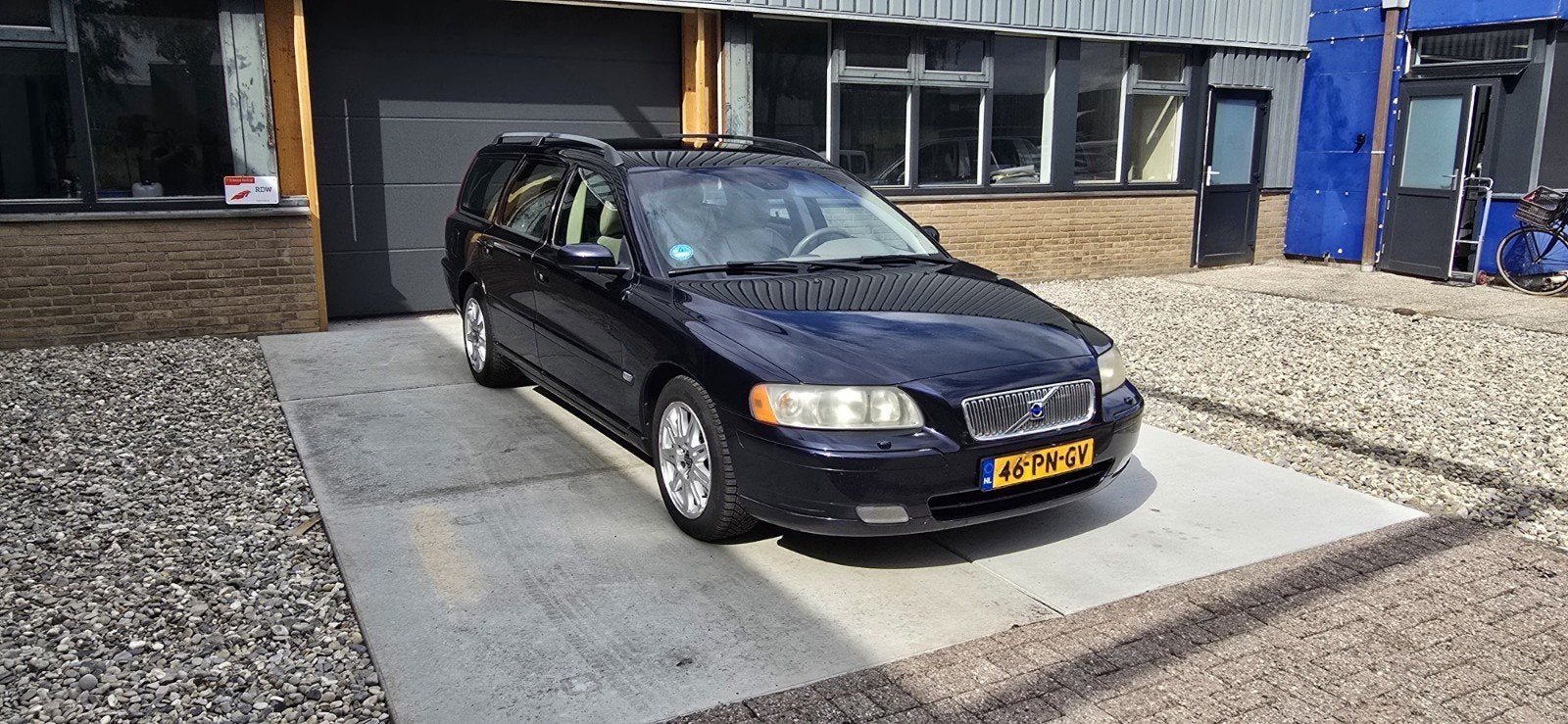 Volvo V70 2.5T Garantie! Nwe Ditributie, Voorwielaandrijving, 1800 kg, Beige, Blauw