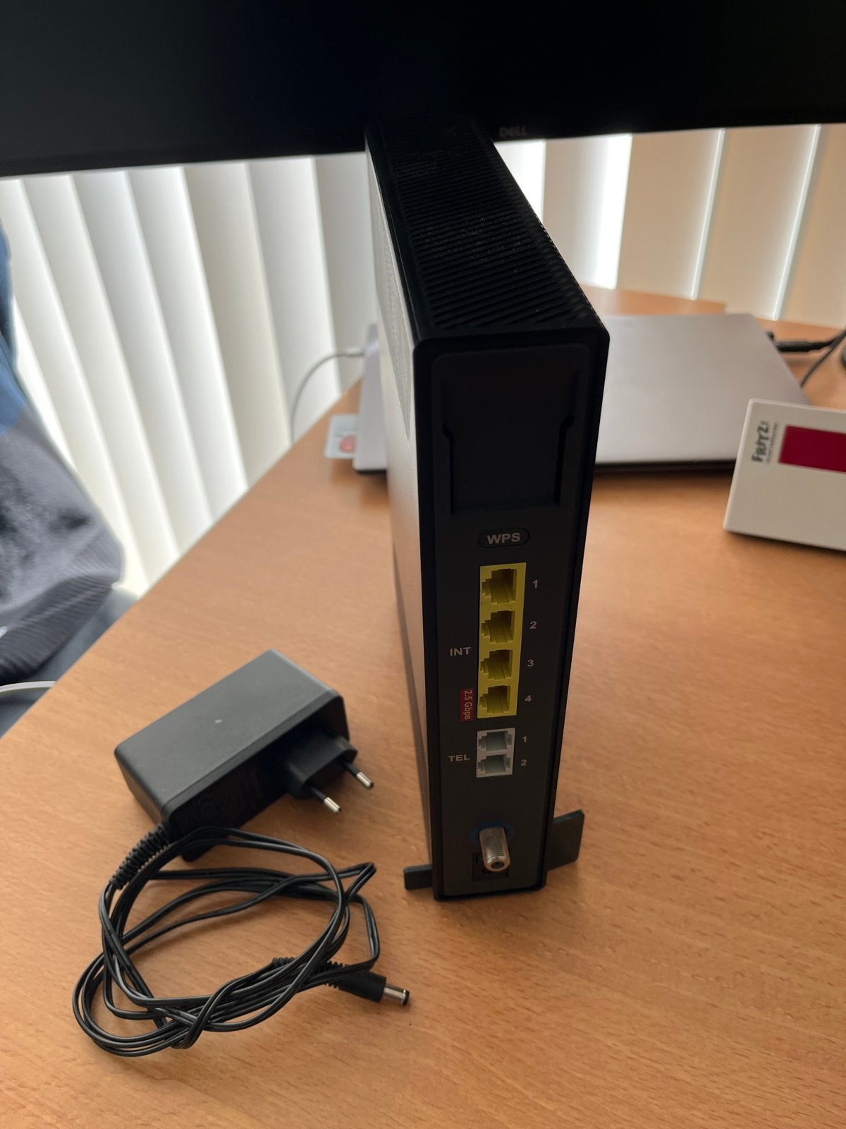 Sagemcom F3896LG-ZG Router met Modem wifi 6 certified, Ophalen of Verzenden, Gebruikt, Router met modem
