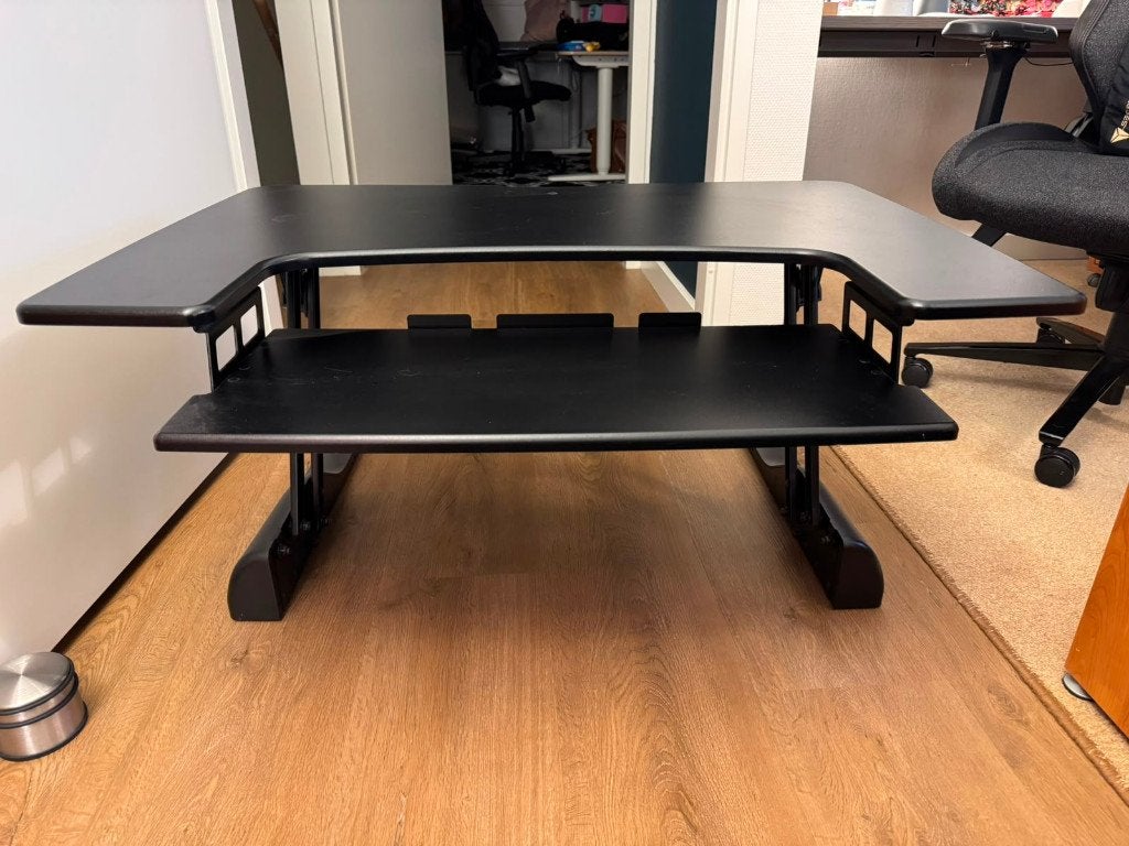 Updesk XL zit sta bureau verhoger met springveer, Computers en Software, Laptopstandaarden, Ophalen, Gebruikt, WorkTrainer, In hoogte verstelbaar