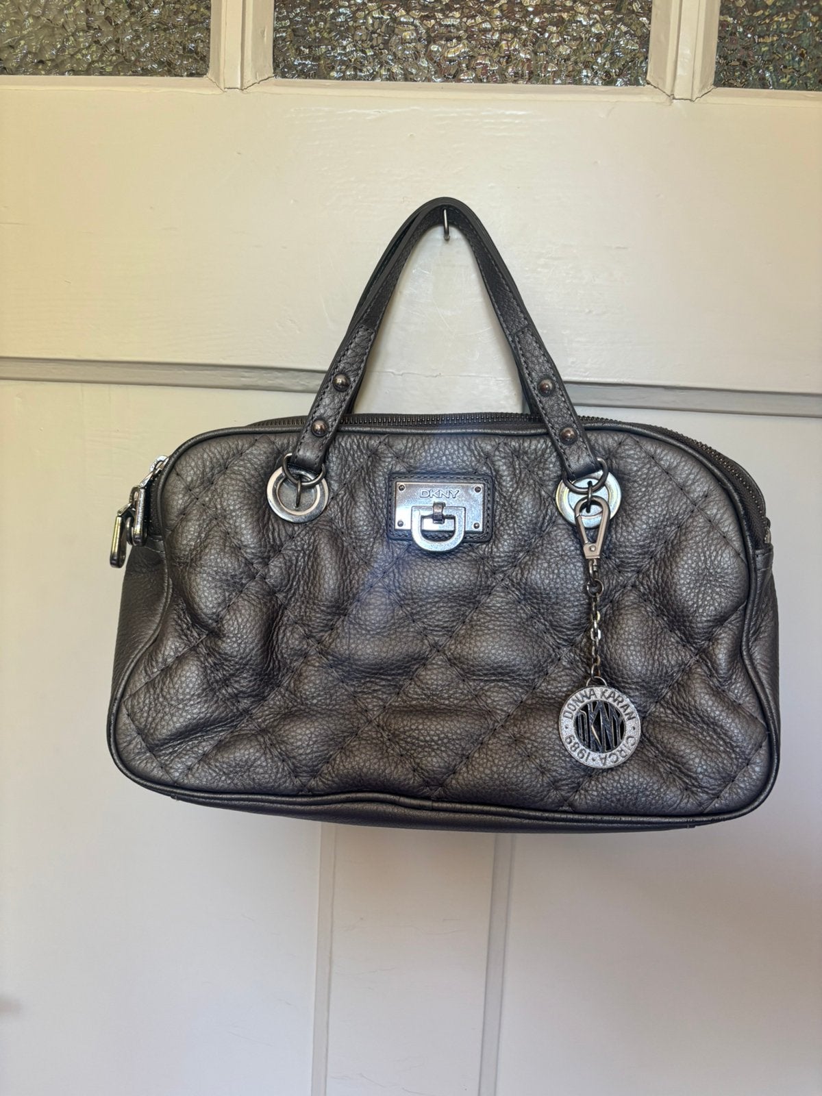 Grijze zilveren tas DKNY, Ophalen of Verzenden, Zo goed als nieuw, Grijs, Handtas