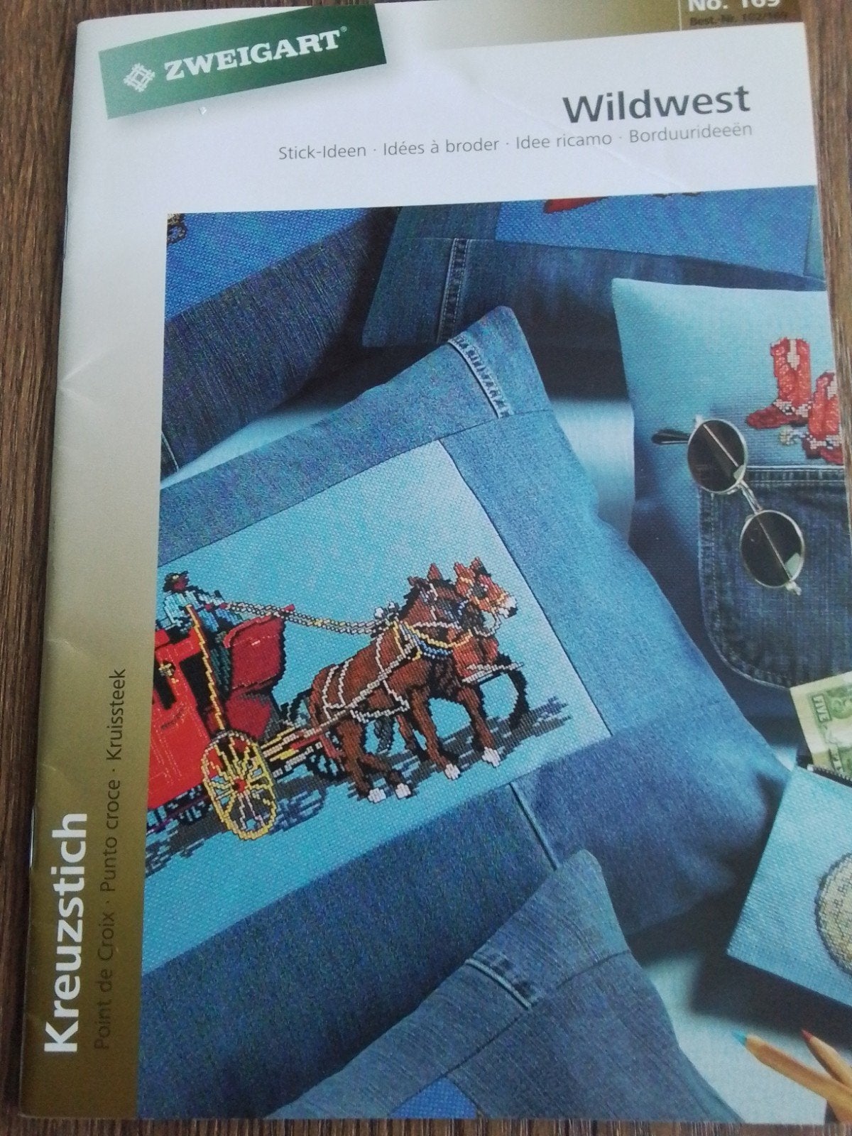 zweigart borduurboekje,  wild westen, Hobby en Vrije tijd, Borduren en Borduurmachines, Ophalen of Verzenden, Zo goed als nieuw
