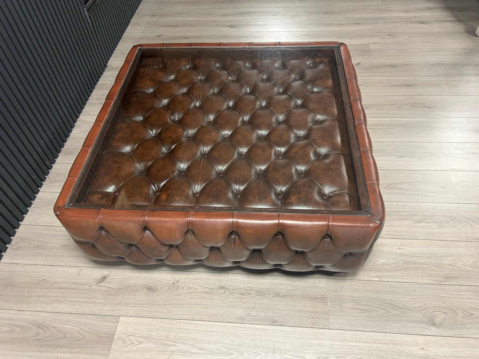 Chesterfield Lederen SalonTafel!!!, Huis en Inrichting, Tafels | Salontafels, 100 tot 150 cm, Zo goed als nieuw, Rechthoekig, 50 tot 100 cm