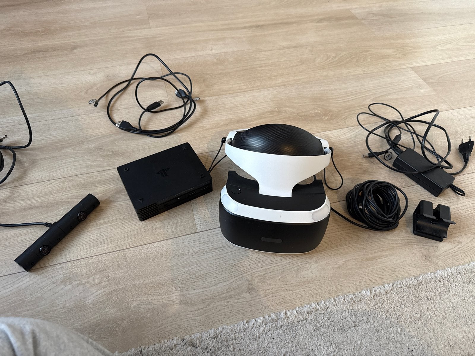Sony PlayStation VR-bril voor PS4 - Zo goed als nieuw, Spelcomputers en Games, Virtual Reality, Ophalen, Zo goed als nieuw, VR-bril