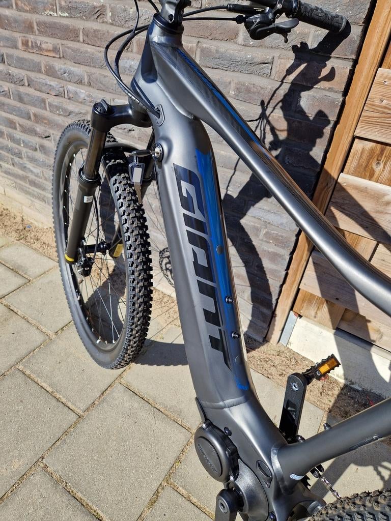 E-MTB Giant Fathom E+ 2 | NIEUW | XL | Gunmetal black, Fietsen en Brommers, Ophalen, Hardtail, Heren, Nieuw