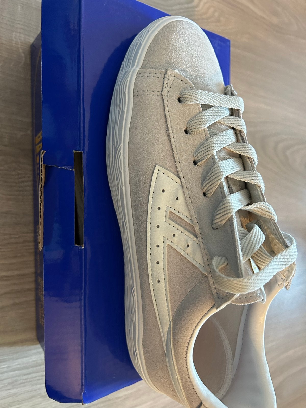 Warrior Basketbalschoenen - in doos, Kleding | Heren, Ophalen of Verzenden, Nieuw, Overige kleuren, Sneakers of Gympen
