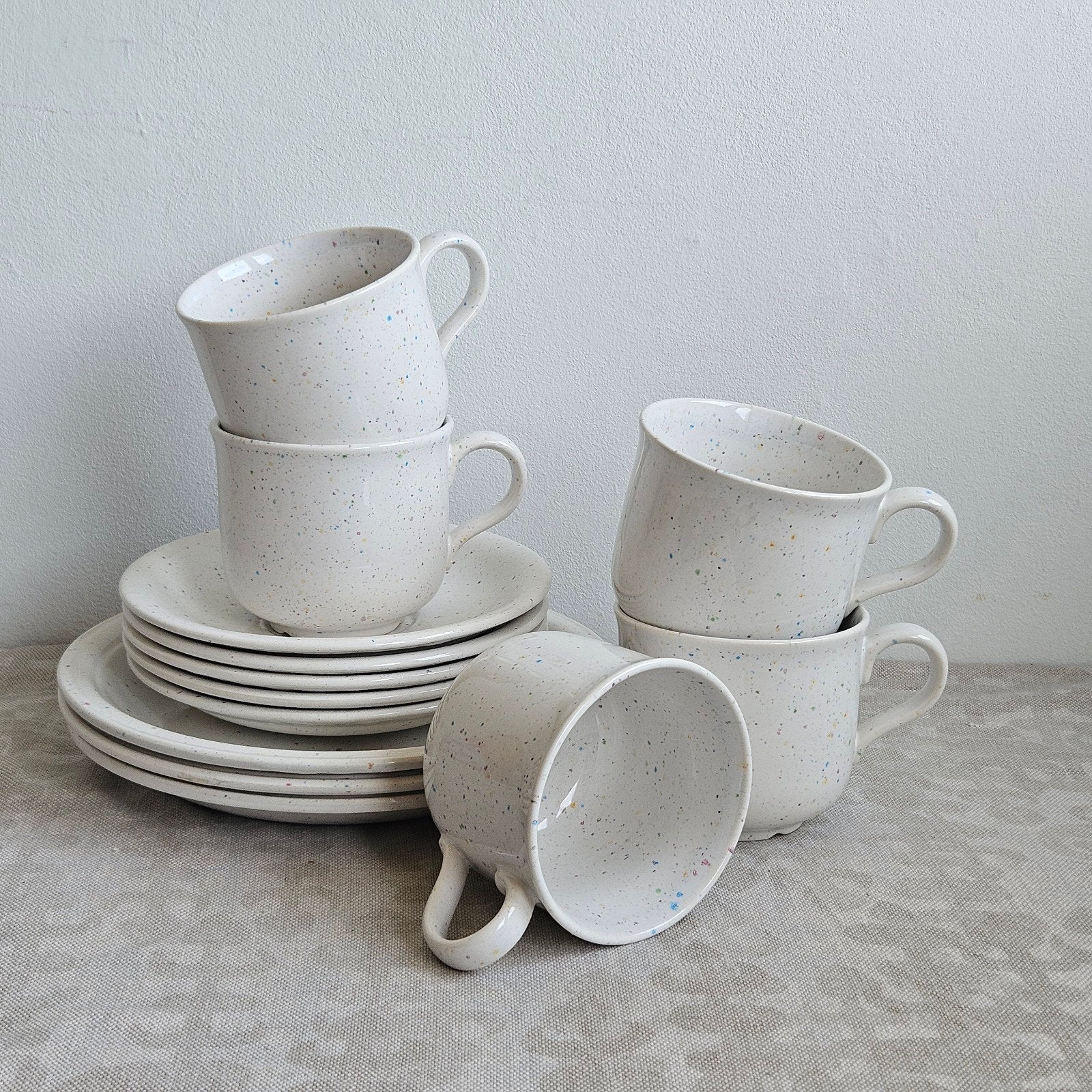 John Tams Hema Confetti servies set, Ophalen