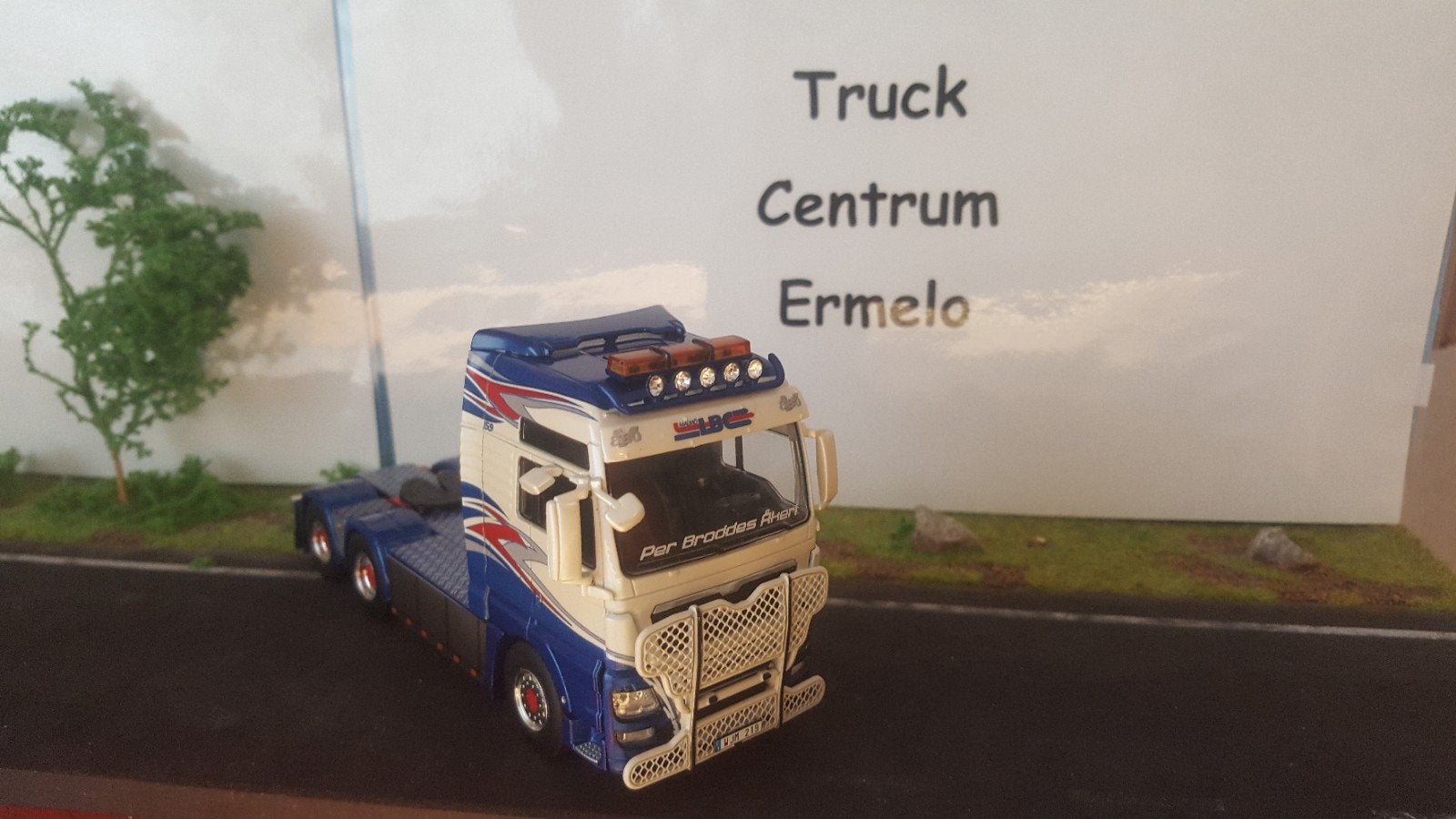 Per brodde m.a.n., Hobby en Vrije tijd, Modelauto's | 1:50, Ophalen of Verzenden, Nieuw, Bus of Vrachtwagen, Wsi