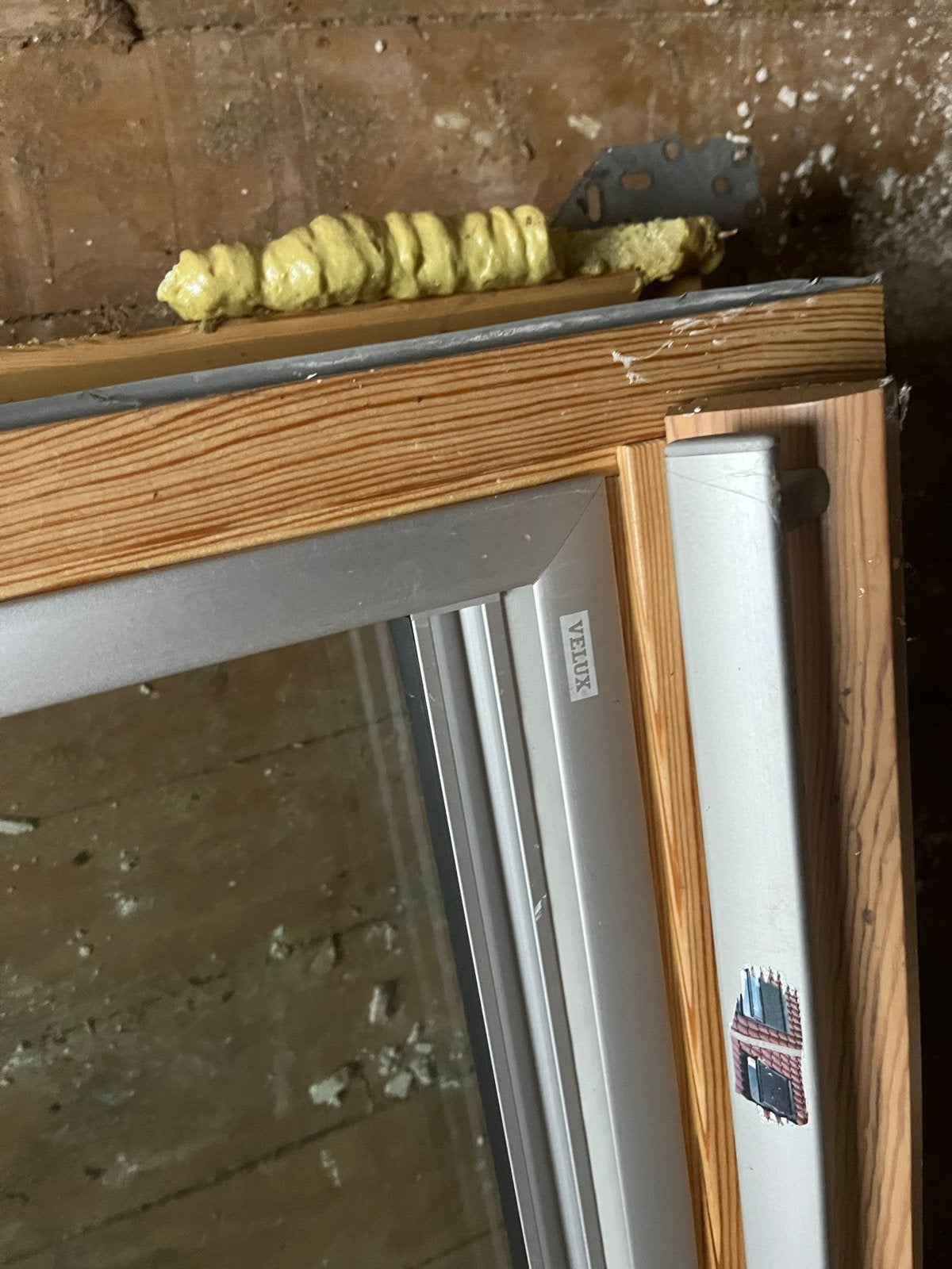 4 Velux dakramen met verduisteringsdoek en hulpstukken, Ophalen, Gebruikt, Dakraam