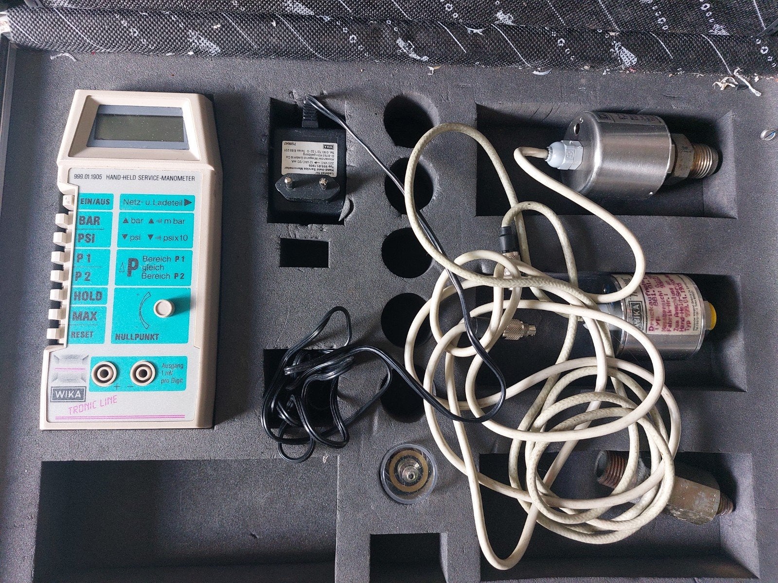 WIKA Tronic Line Hand-Held Service Manometer (Typ 999.01.190, Ophalen
