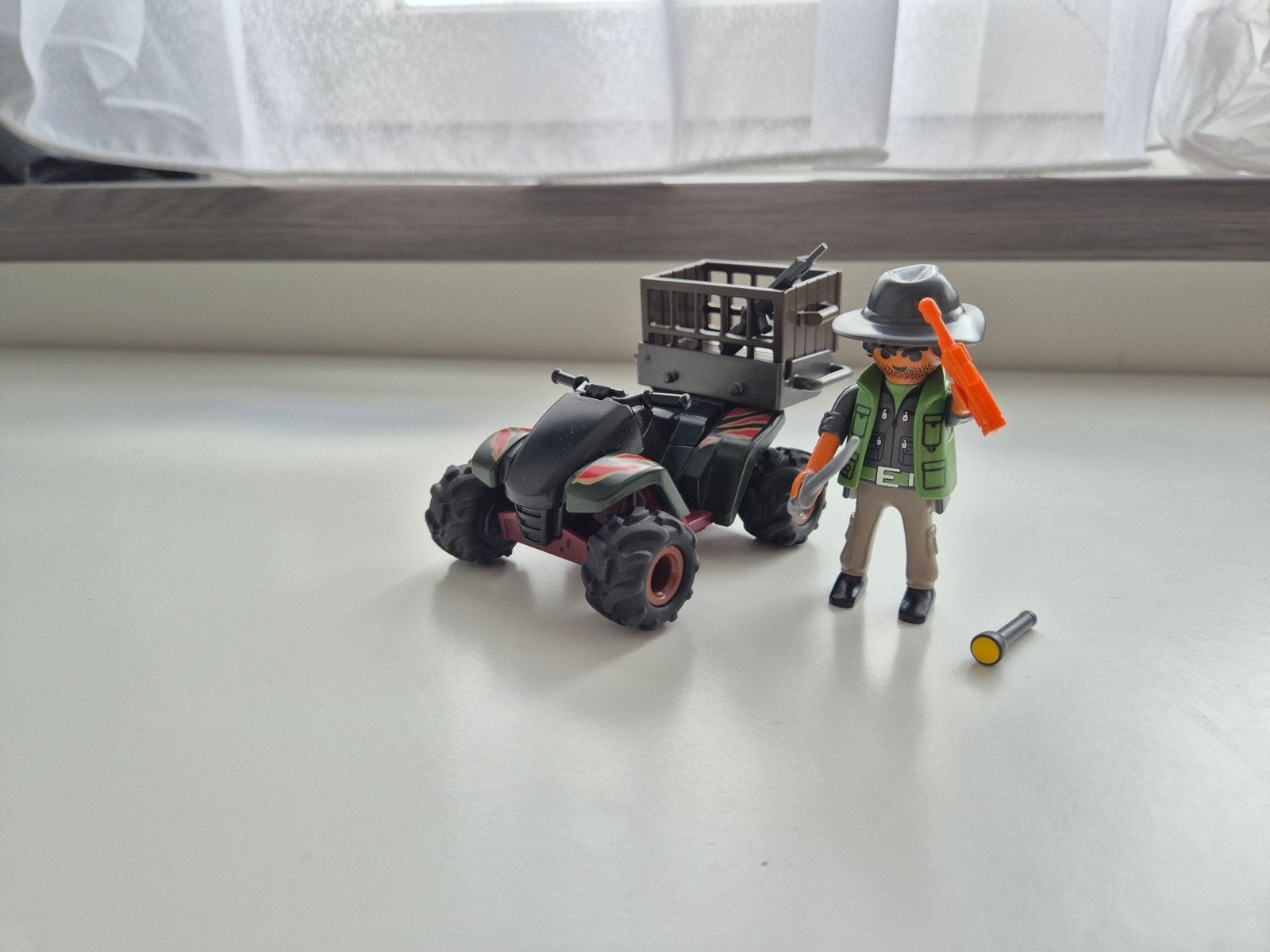 Playmobil Jager met Quad en Accessoires, Ophalen of Verzenden, Gebruikt, Los playmobil