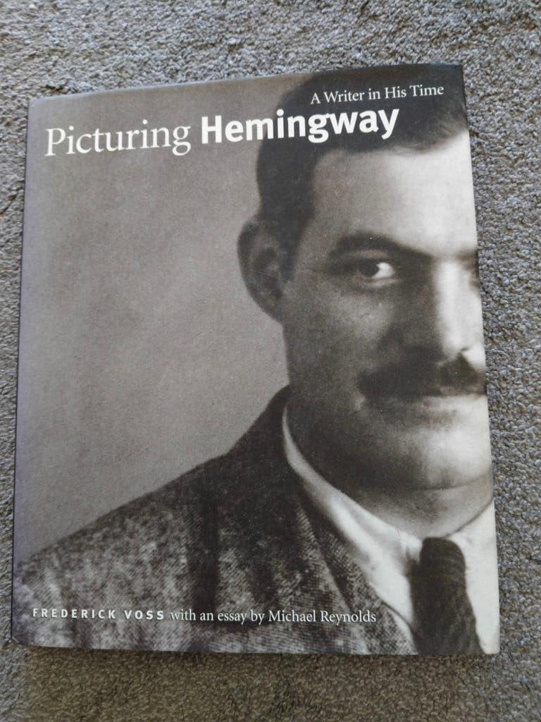 Picturing Hemingway: A Writer in His Time, Boeken, Literatuur, Zo goed als nieuw, Amerika, Ophalen of Verzenden