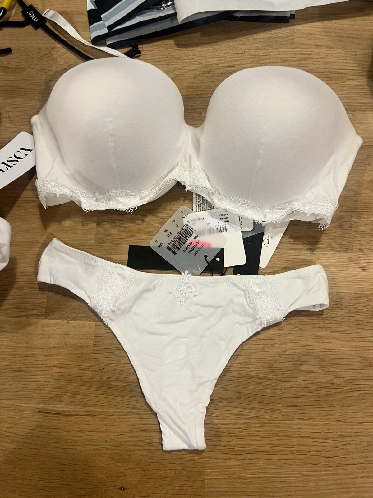 Ambra Ambra bh maat 80D string 40 NIEUW! Set Nu €35, Ophalen of Verzenden, Setje