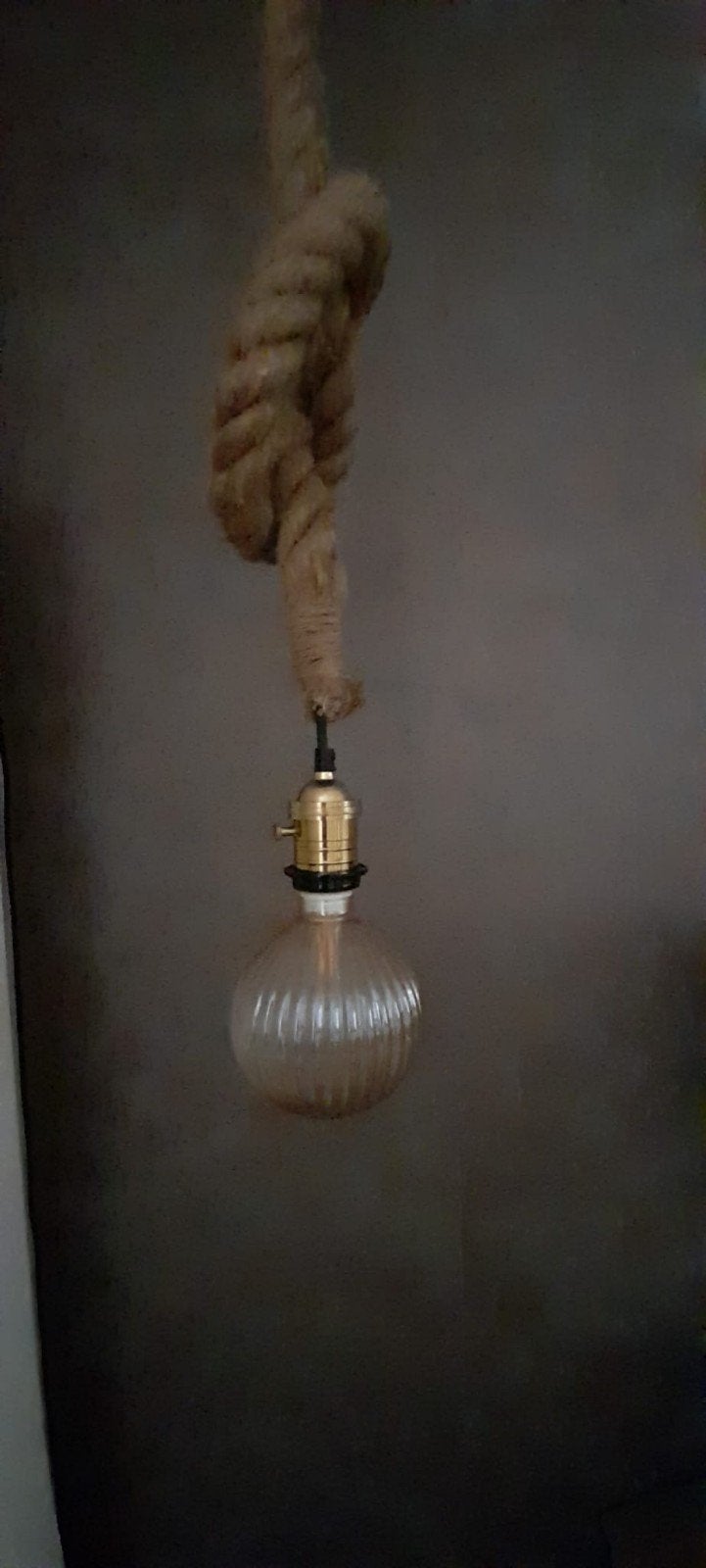Plafondlamp met scheepstouw en vintage gloeilamp, Ophalen, Natuurlijk materiaal, E27 (groot), Plafondlamp