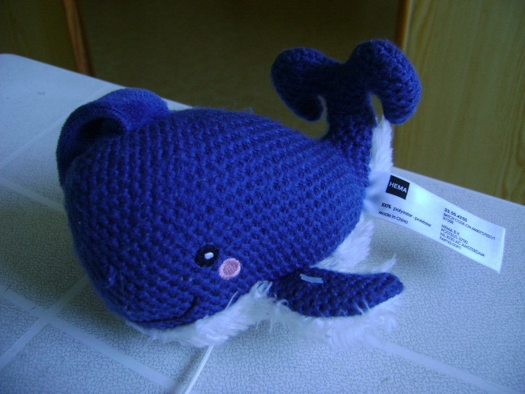 baby mobiel wollen dolfijn blauw wit 13cm groot met muziek, Ophalen of Verzenden, Zo goed als nieuw, Mobiel, Met geluid