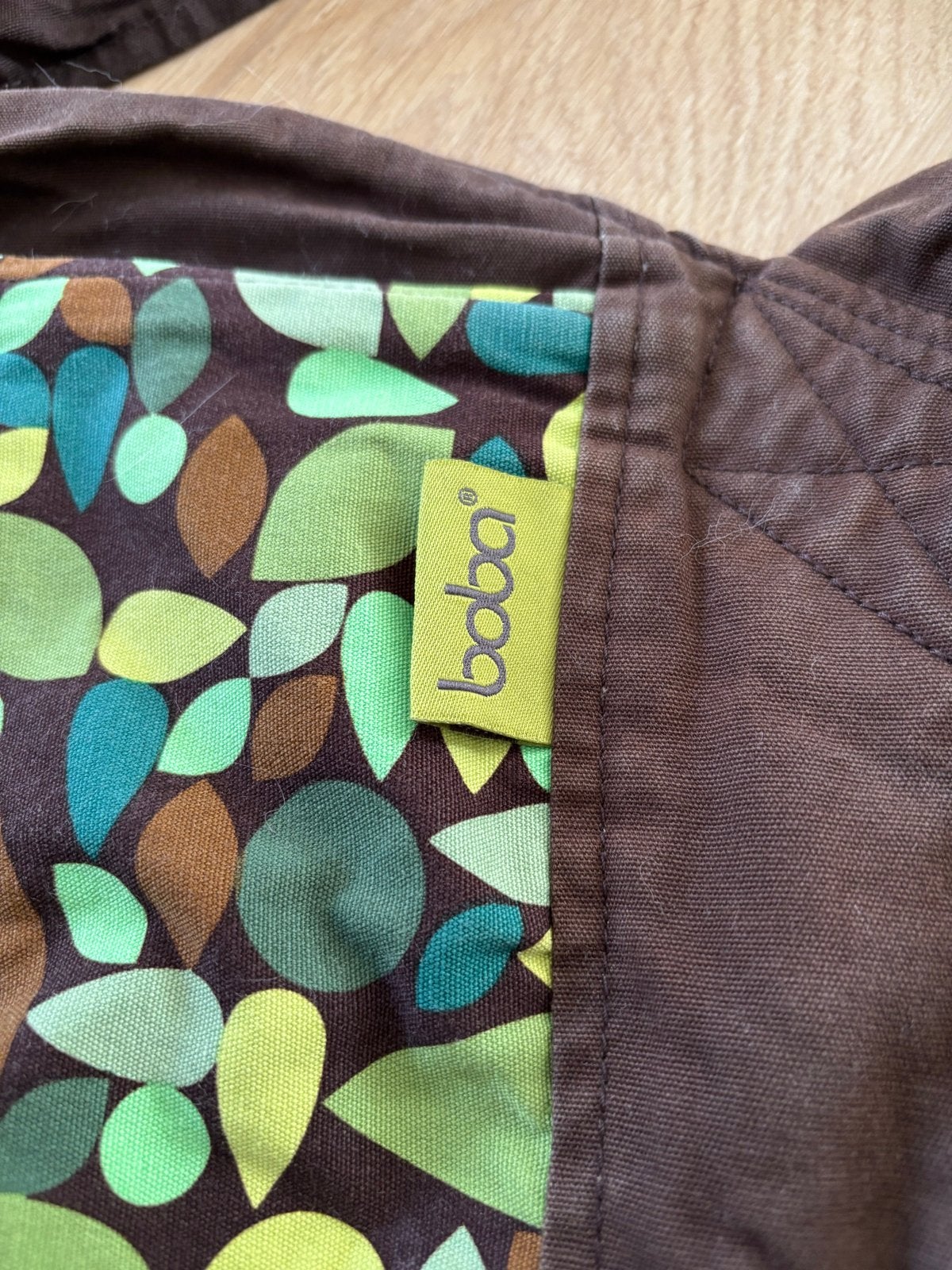 Boba draagzak met vrolijke print, Kinderen en Baby's, Overige merken, Buik of Rug, Ophalen of Verzenden, Zo goed als nieuw