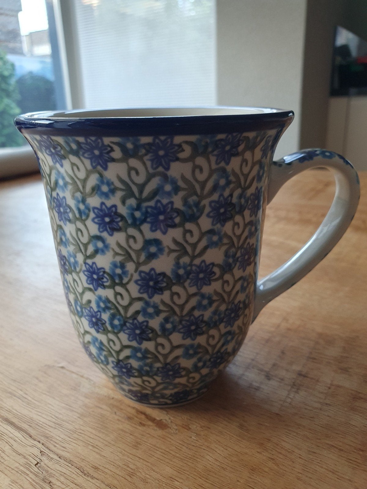 Bunzlau Tulp mok 350 ml, Keramiek, Ophalen of Verzenden, Zo goed als nieuw, Overige stijlen