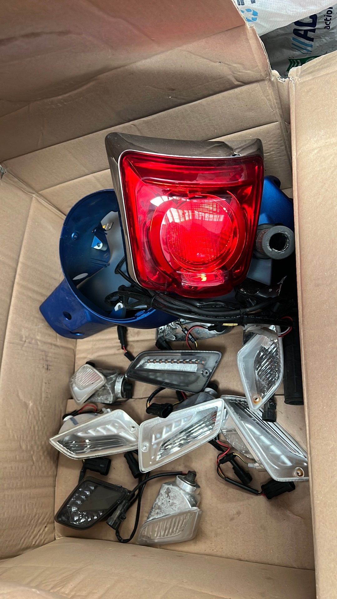 Vespa gts hp onderdelen, Ophalen of Verzenden