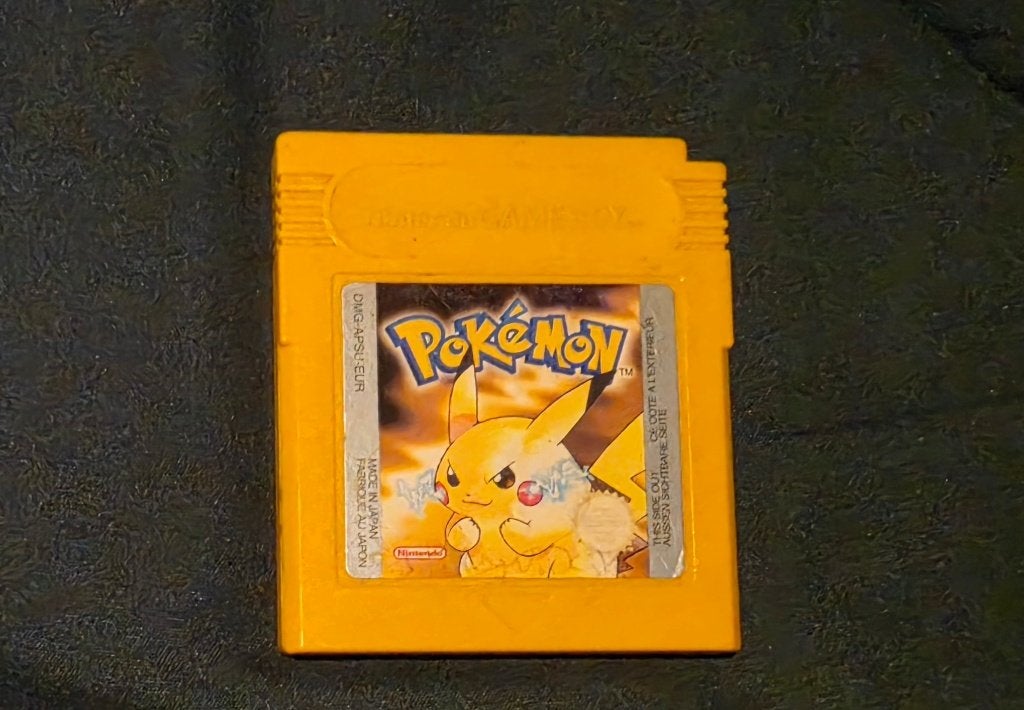 Pokemon yellow, Gebruikt, 1 speler, Vanaf 3 jaar, Ophalen