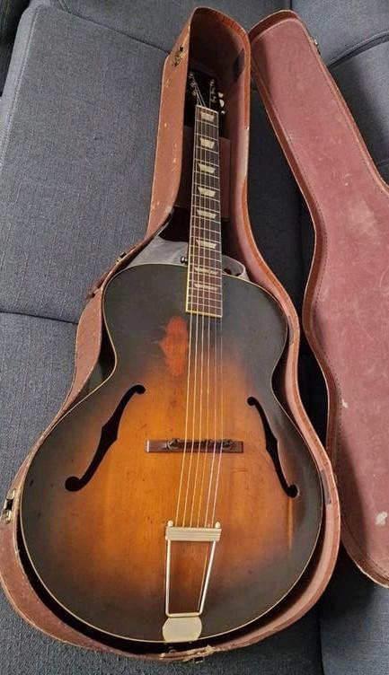 Mooie GIBSON
L-50 Archtop Acoustic met koffer, Ophalen, Gebruikt, Overige typen, Met koffer