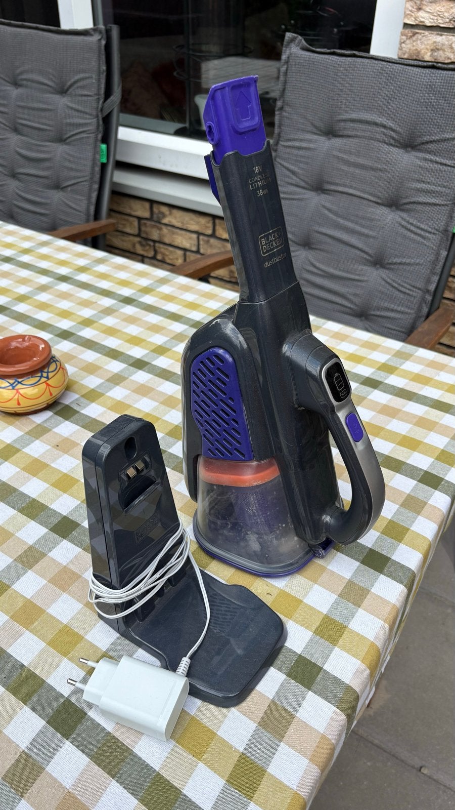 Black+Decker Dustbuster 18V Kruimeldief met Oplaadstation, Overige merken, Gebruikt, Kruimeldief, Draadloos