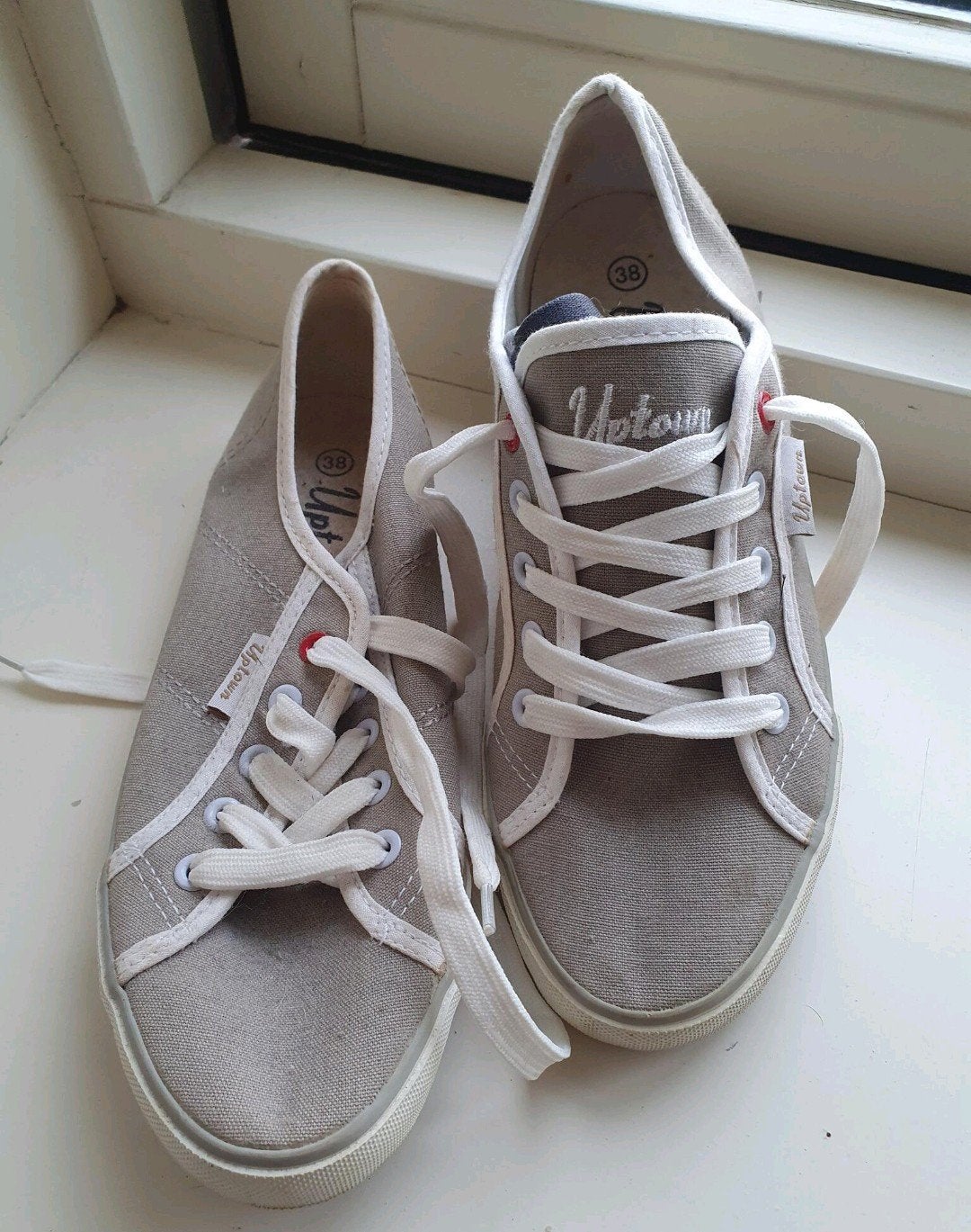 Uptown Mt 38, Kleding | Dames, Nieuw, Ophalen of Verzenden, Sneakers of Gympen, Uptown