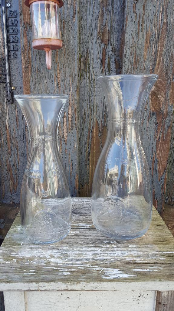2x glazen karaf, Italiaans, Bormioli Rocco, helder glas. 3A2, Tweedehands verkoop, Tweedehands verkoop, Gebruikt, Ophalen of Verzenden