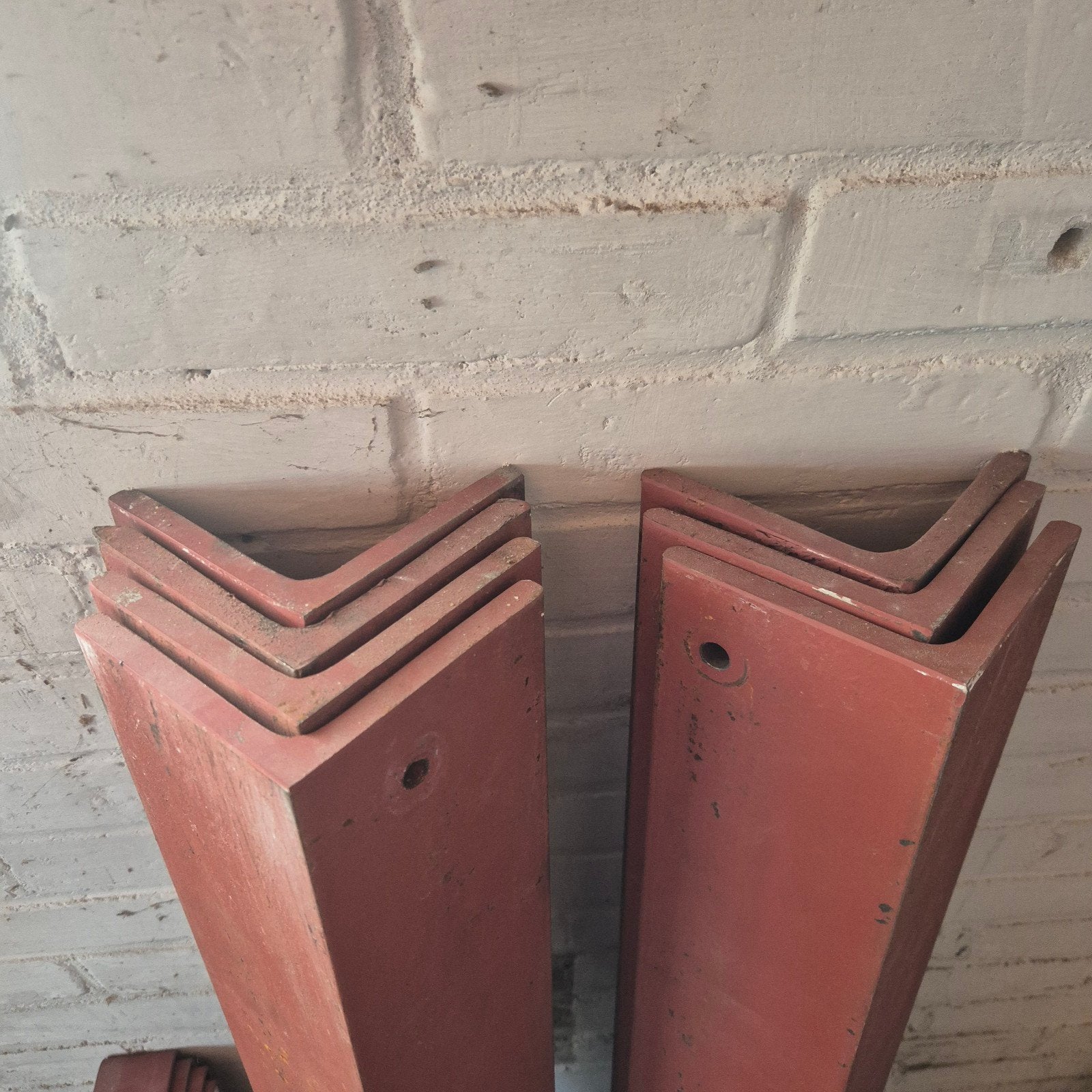 Stalen hoeklijn te koop, Ophalen, Zo goed als nieuw, IJzer
