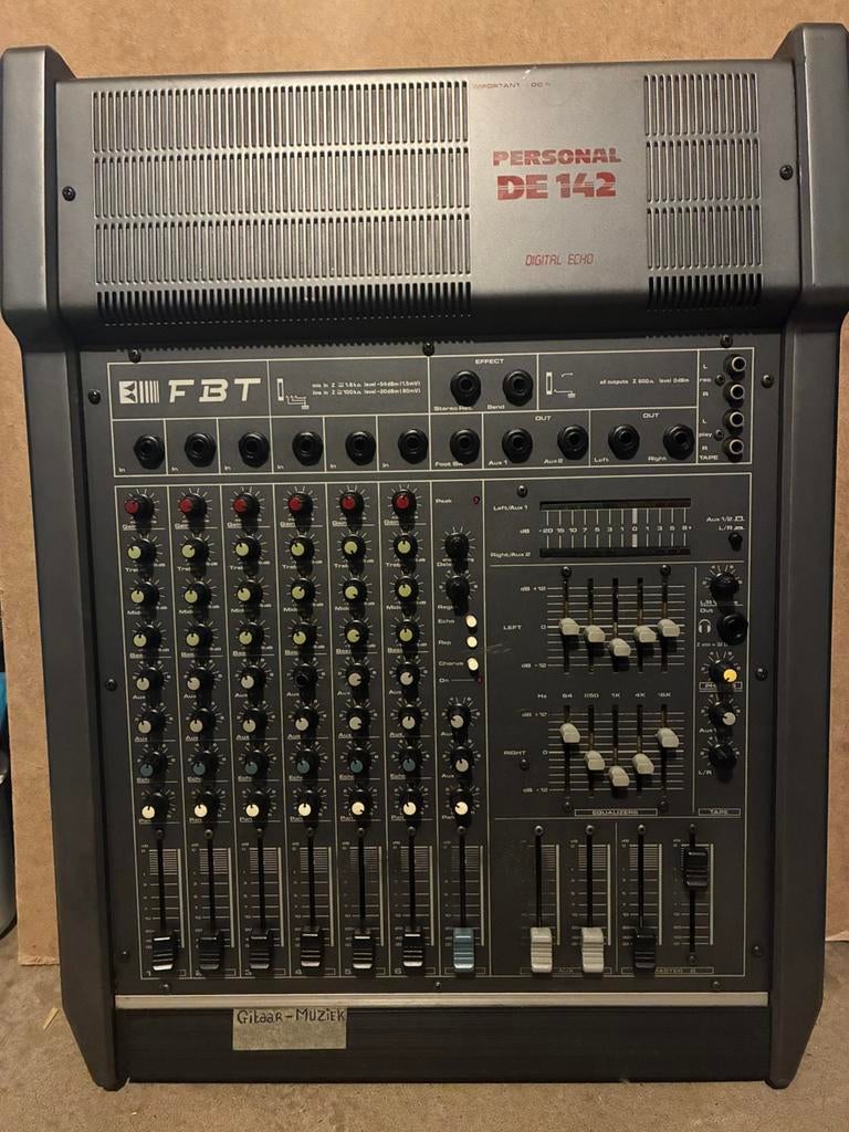 FBT mixer versterker met echo te koop! €80, Ophalen, Zo goed als nieuw, 5 tot 10 kanalen
