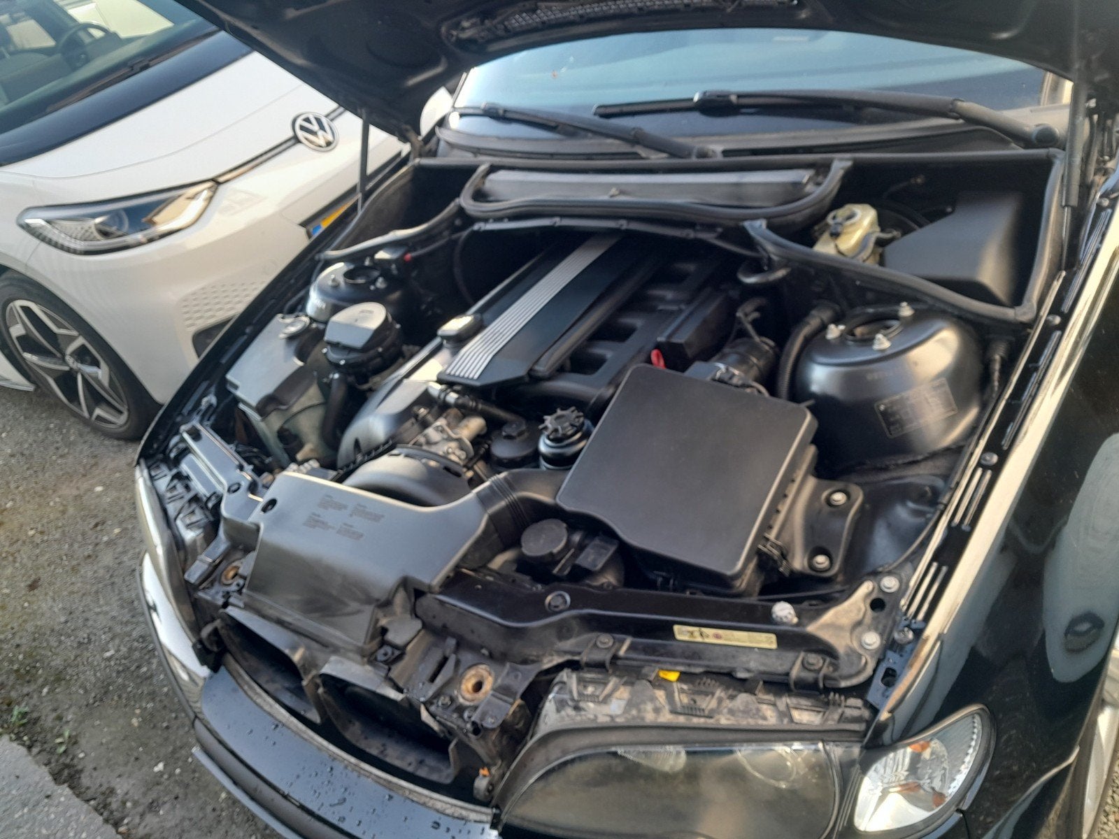 BMW 3-Serie 2.5 I 325 AUT 2003 Zwart, Auto's, Automaat, Achterwielaandrijving, Zwart, Zwart