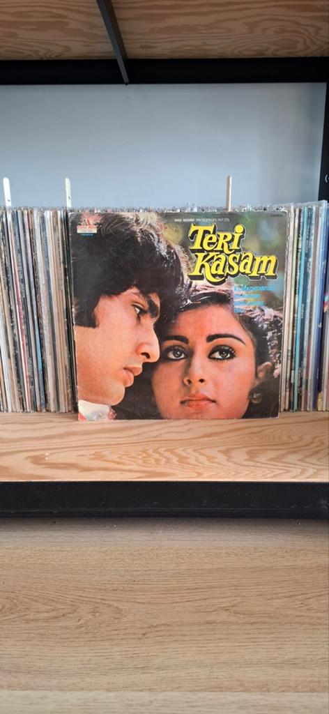 LP R.D. Burman, Anand Bakshi Teri Kasam Bollywood Hindustani, Cd's en Dvd's, Vinyl | Wereldmuziek, Ophalen of Verzenden, Zo goed als nieuw