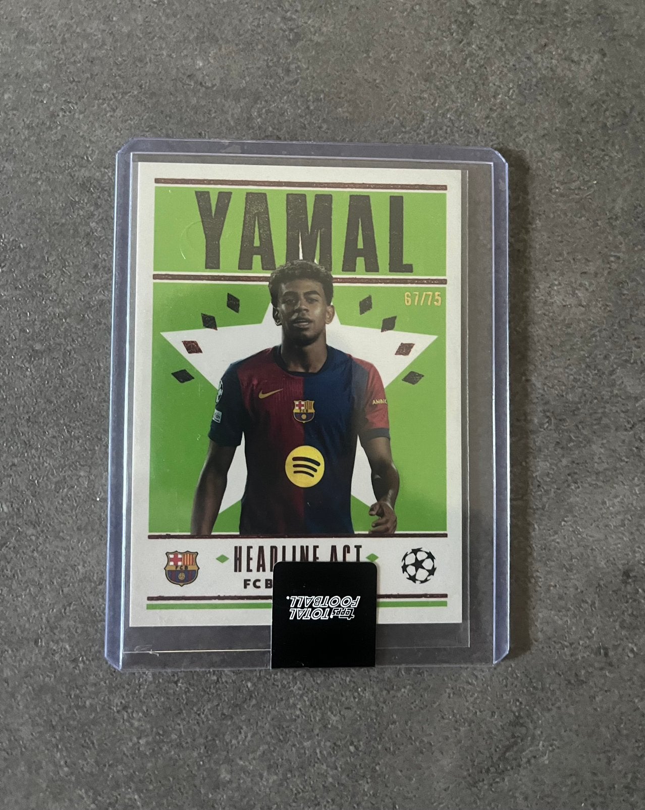 Topps Total Football 2024-25 Lamine Yamal Green /75, Verzenden, Zo goed als nieuw, Plaatje