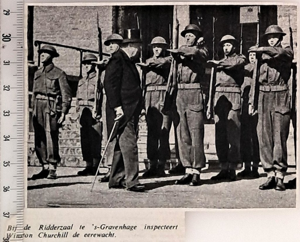 Leger 1946; Sir W. Churchill inspecteert erewacht Ridderzaal, Verzamelen, Verzenden, 1940 tot 1960, Gebruikt, Overige onderwerpen