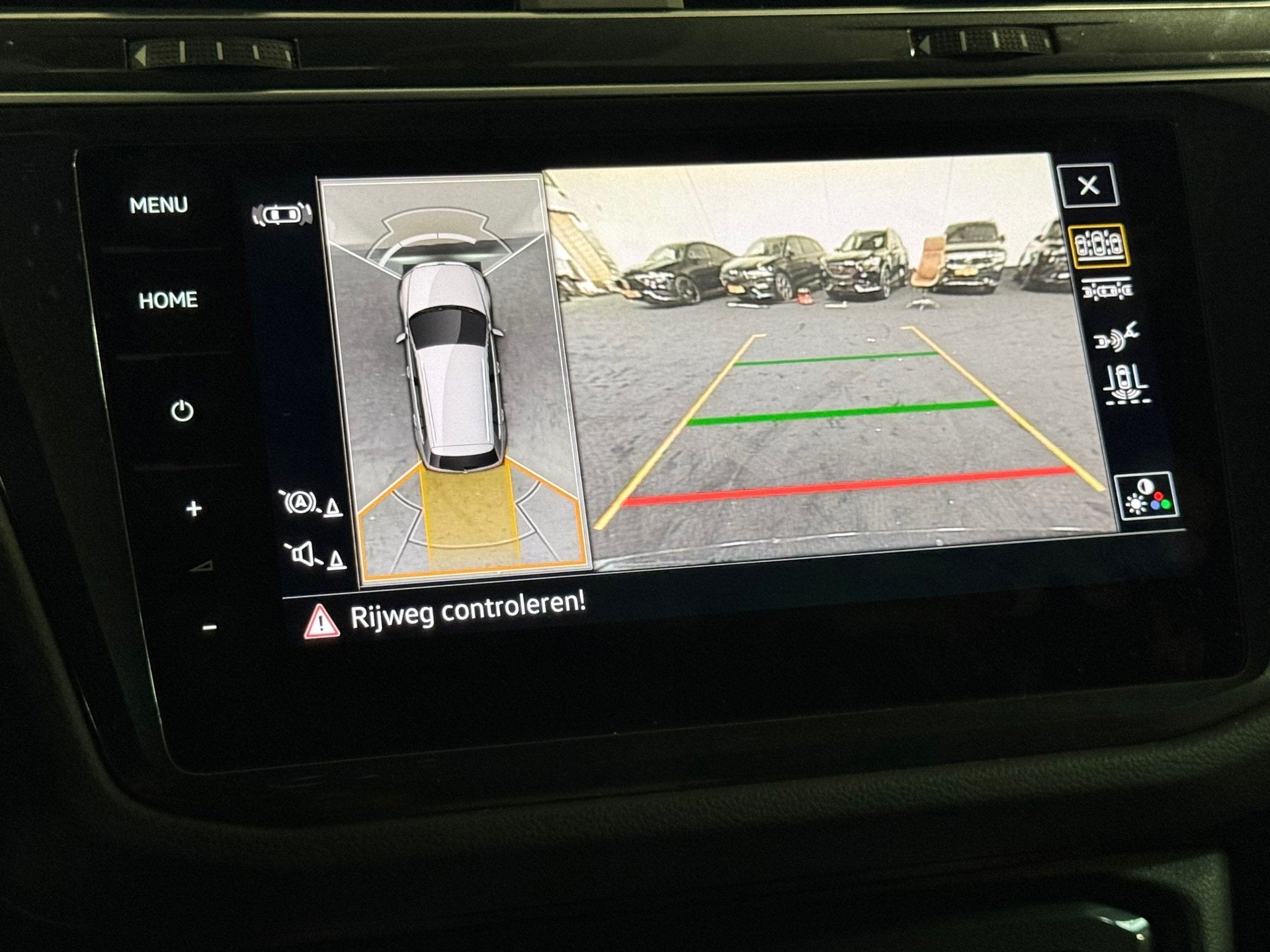 Foto 17 van Volkswagen Tiguan 1.4 TSI eHybrid 3 X R-Line Blackstyle Pano