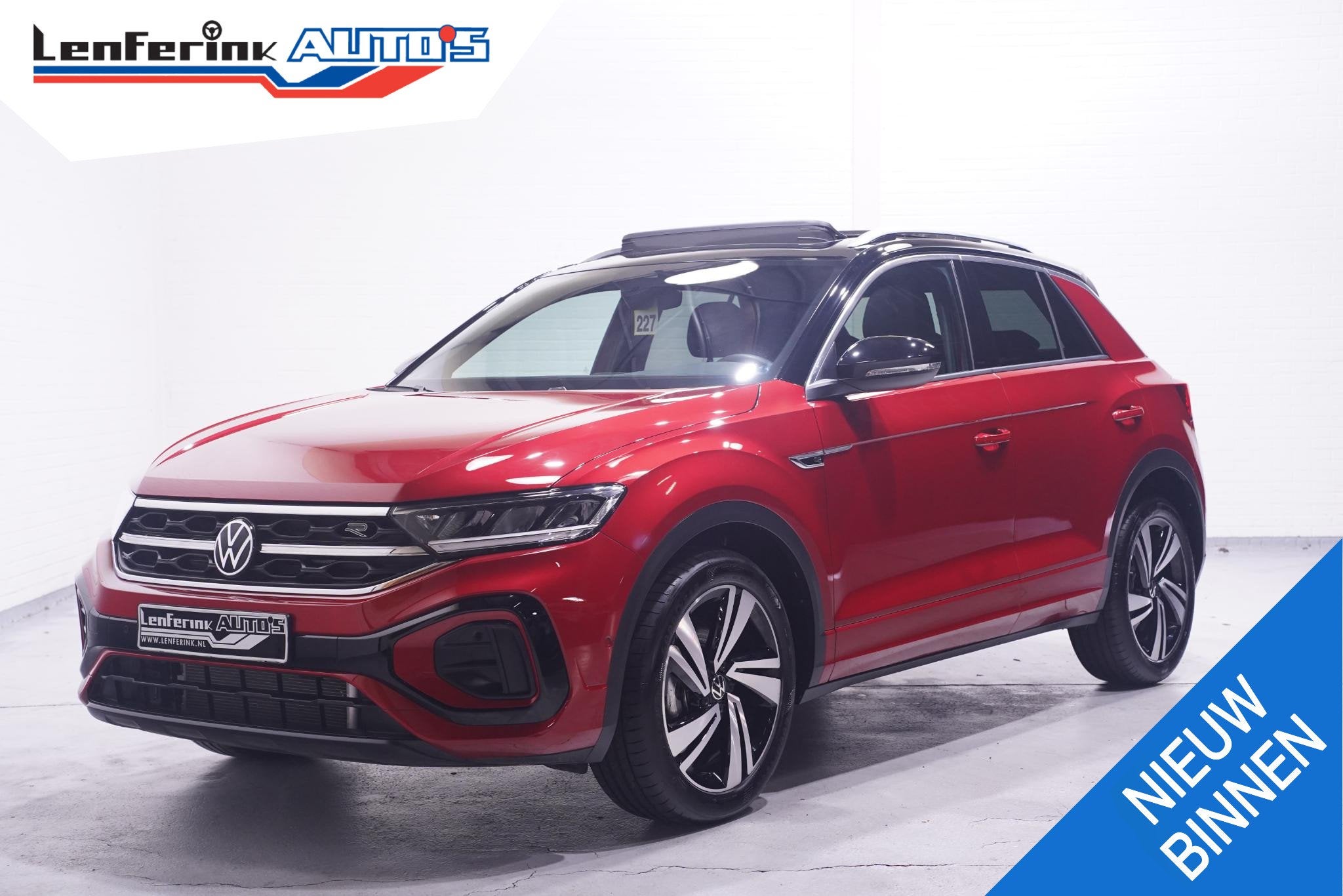 Volkswagen T-Roc 1.5 TSI 150 pk R Line Aut. Two Tone Rood/Zw, Auto's, Stof, Gebruikt, Zwart, 4 cilinders