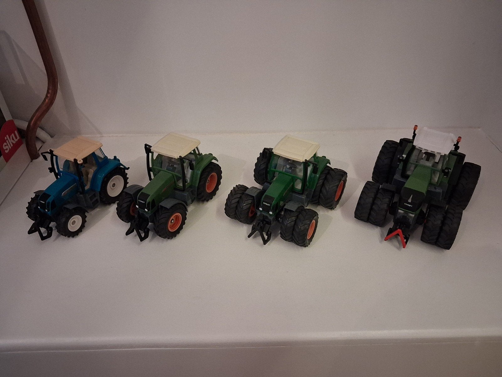 Fendt 412 712 716 dubbellucht en 924 dubbellucht siku, Ophalen of Verzenden, Tractor of Landbouw, SIKU