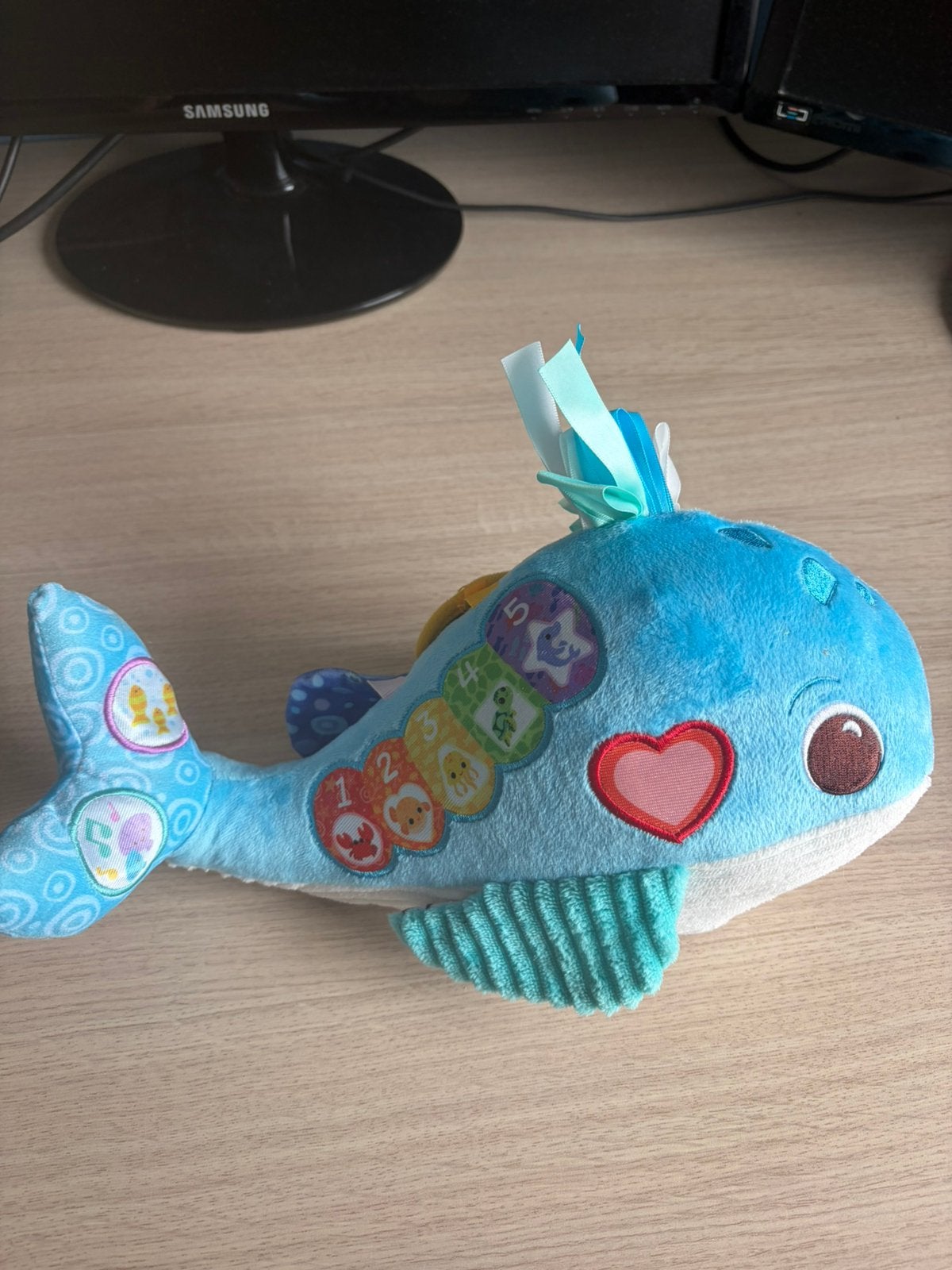 V-tech knuffel & leer walvis, Ophalen of Verzenden, Zo goed als nieuw, 6 maanden tot 2 jaar