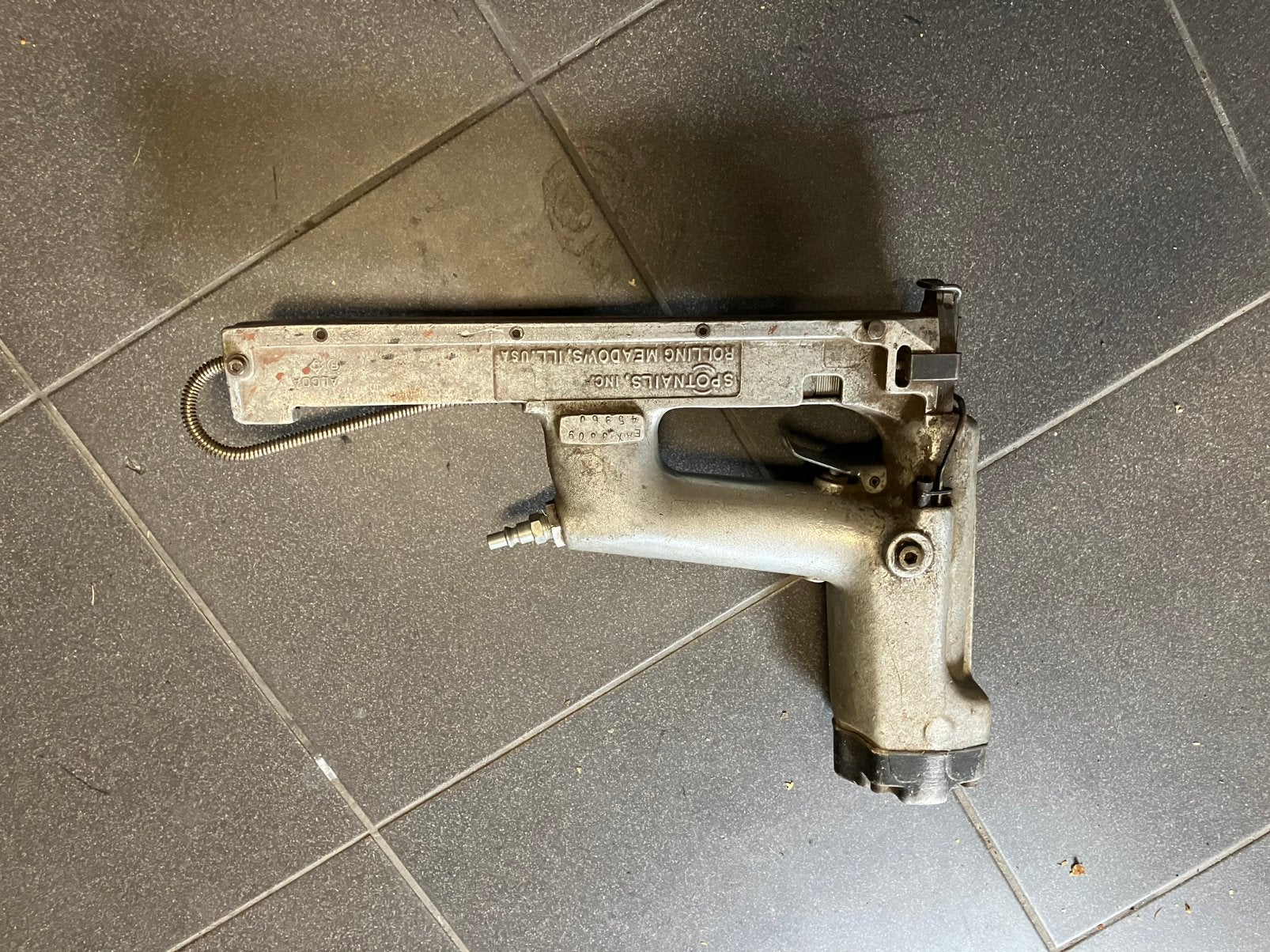 Pneumatische tacker, Minder dan 25 liter, Ophalen of Verzenden, Gebruikt, Minder dan 200 liter/min
