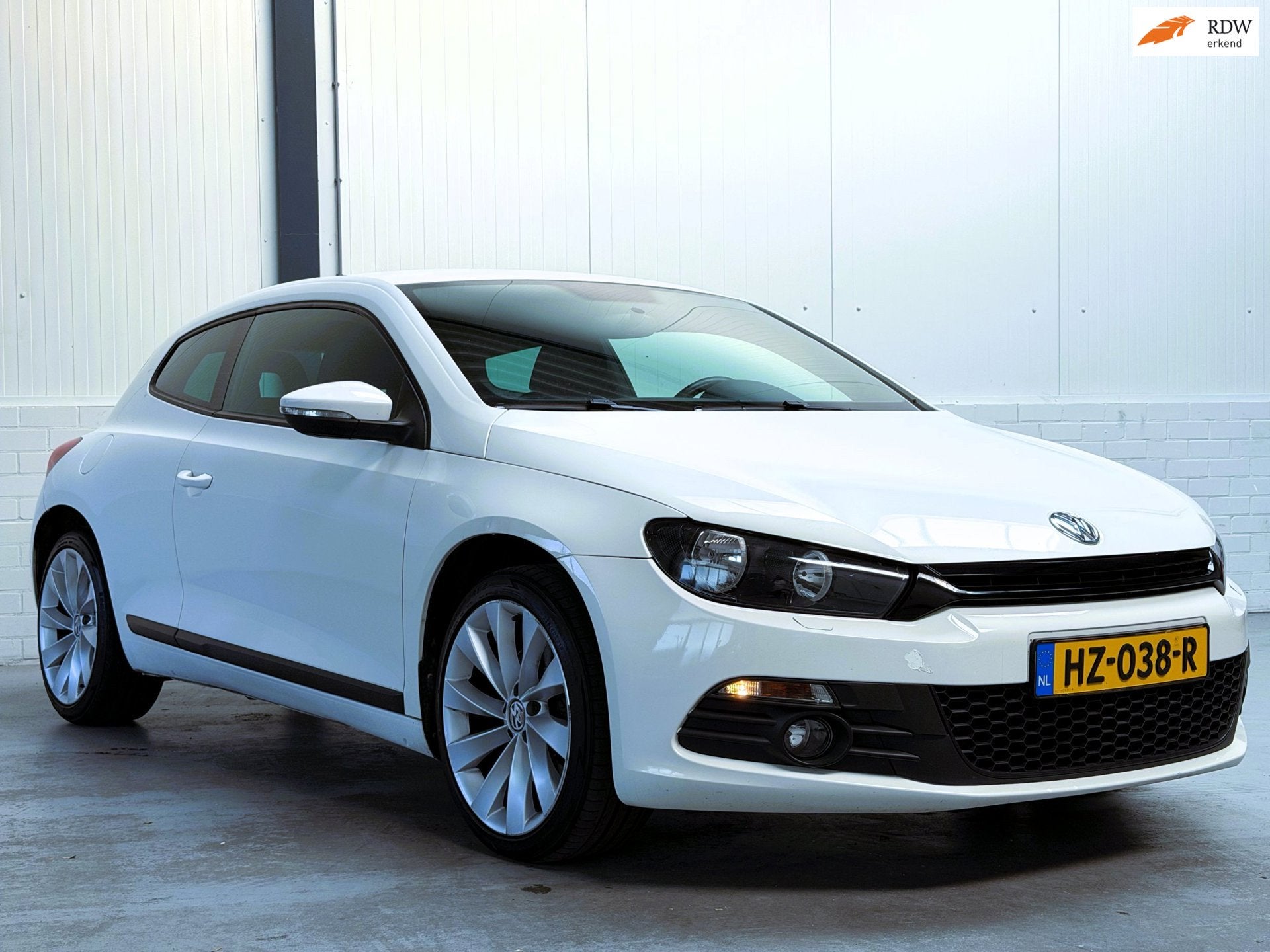 Volkswagen Scirocco 1.4 TSI|Camera|Navi, Voorwielaandrijving, Euro 5, Stof, Gebruikt