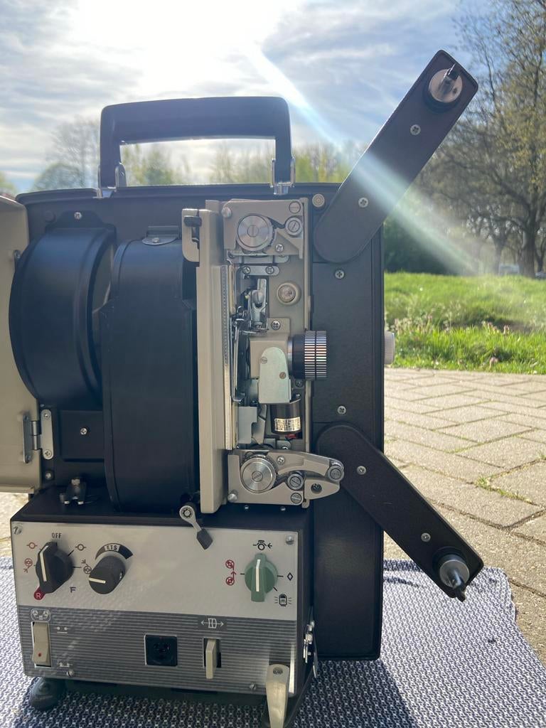 ILFORD ELMO AP-8 8MM CINE PROJECTOR Vintage Filmprojector, Ophalen of Verzenden, Gebruikt