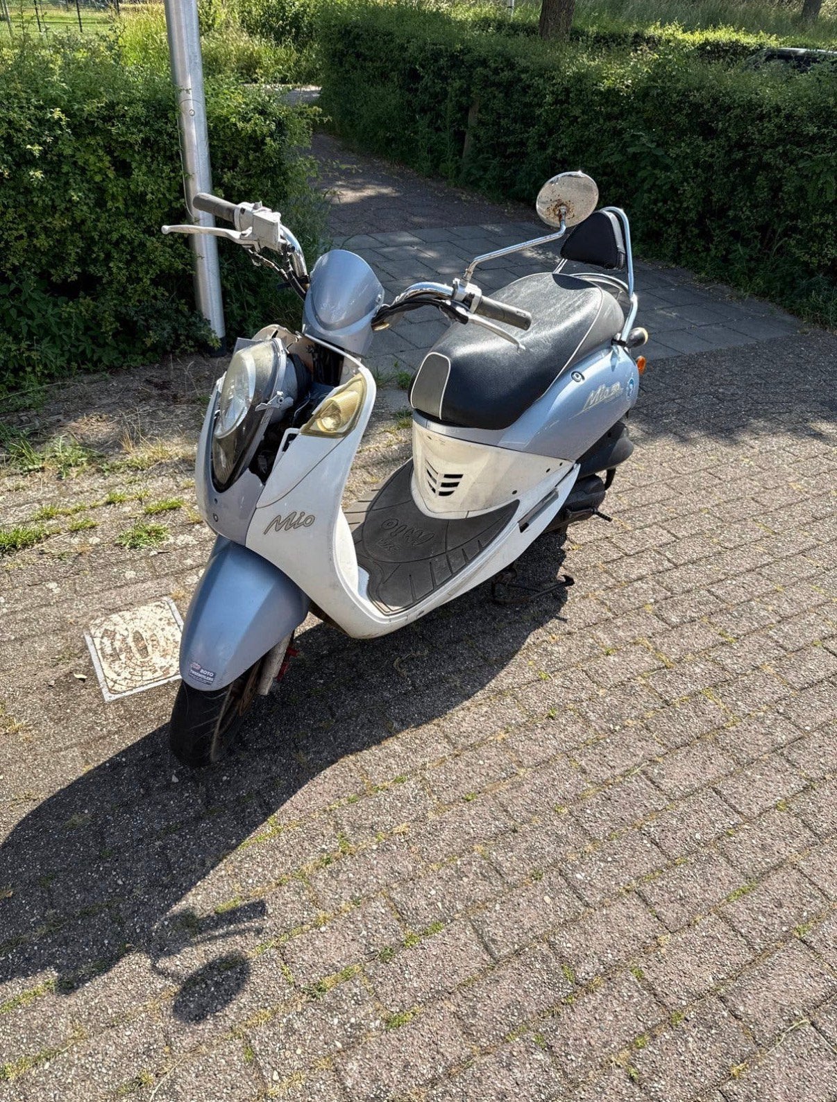 Sym Mio Snor (moet weg), Ophalen, Zo goed als nieuw, Benzine, Mio