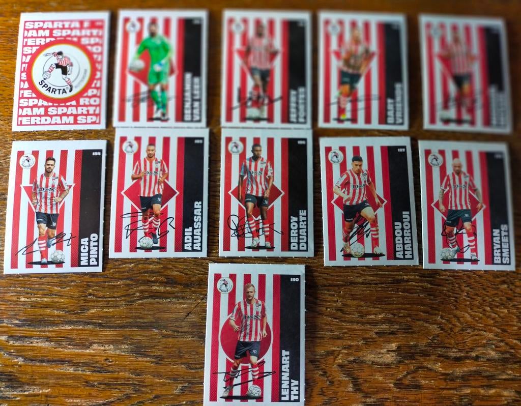 Sparta 39 stickers van 3 verschillende jaren, Ophalen of Verzenden