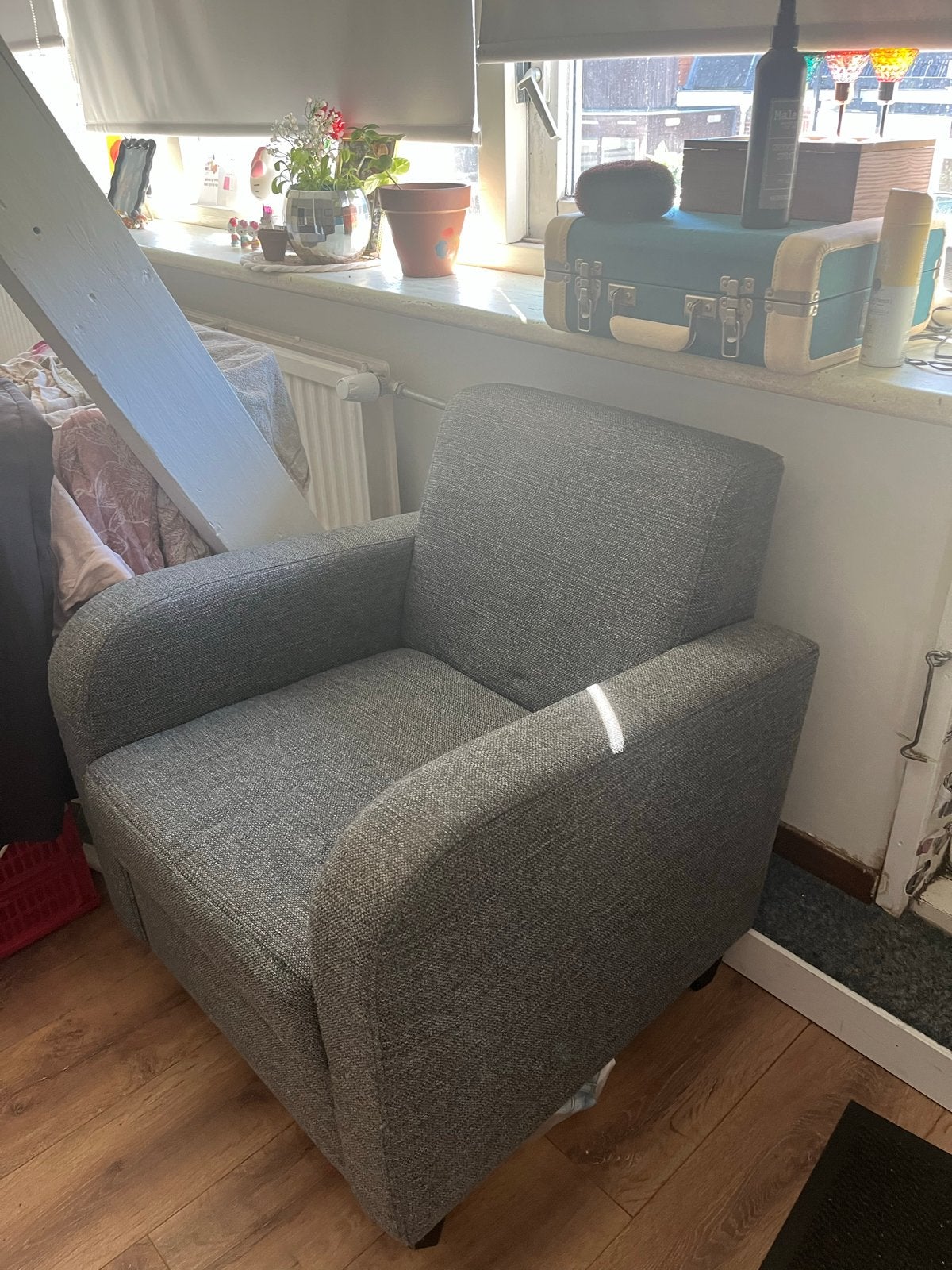 Comfortabele grijze fauteuil, Ophalen of Verzenden, Zo goed als nieuw, Stof, 75 tot 100 cm