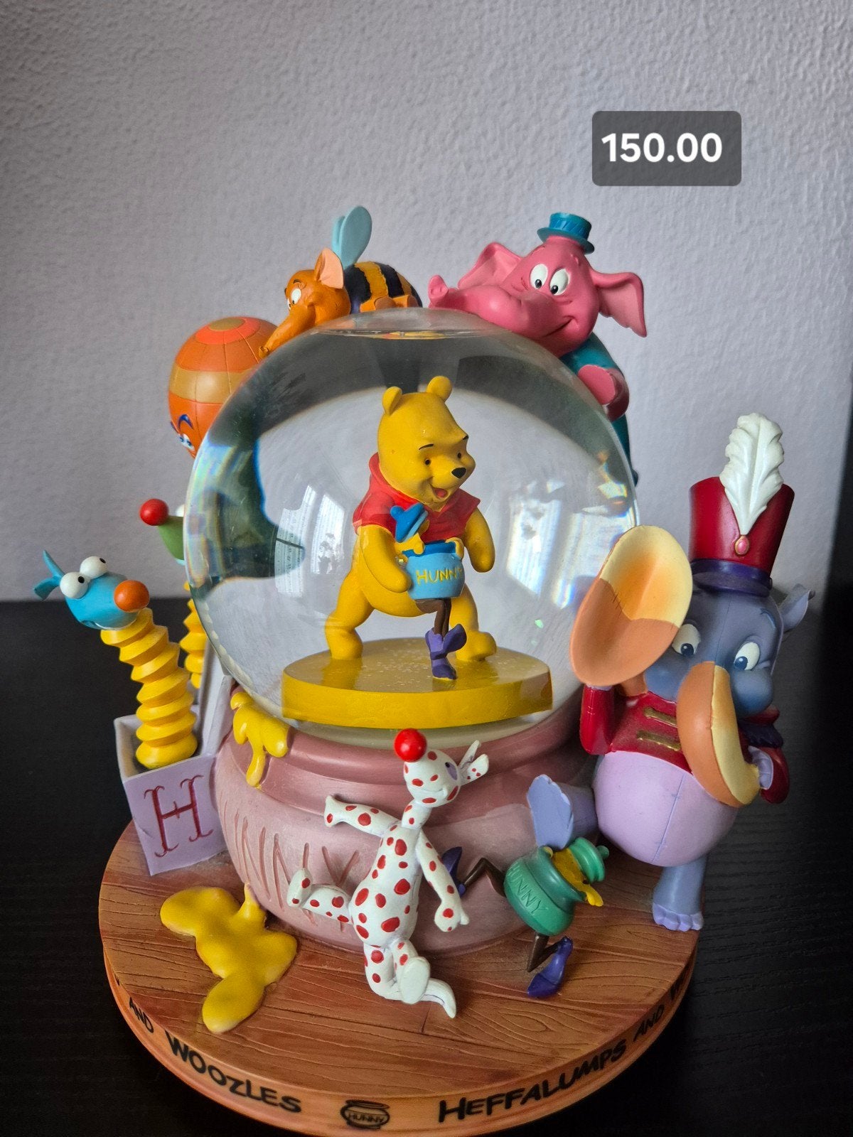 Prachtige grote zeldzame snowglobe
Met winnie en vrienden, Verzamelen, Disney, Ophalen of Verzenden, Winnie de Poeh of vrienden