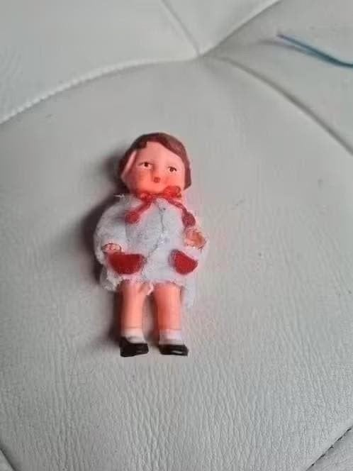 Ari popje 7 cm - Vintage miniatuur popje, Ophalen of Verzenden