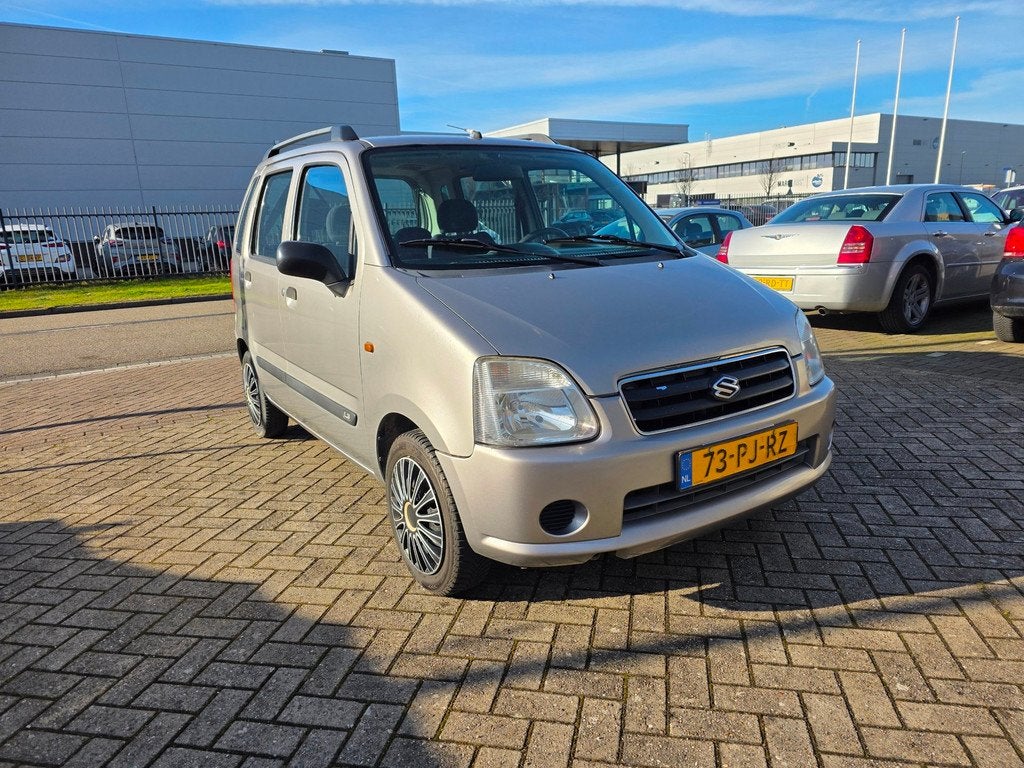 Suzuki Wagon R+ Nieuwe APK | Praktisch | Hoge instap | Insta, Voorwielaandrijving, 94 pk, Origineel Nederlands, Bedrijf