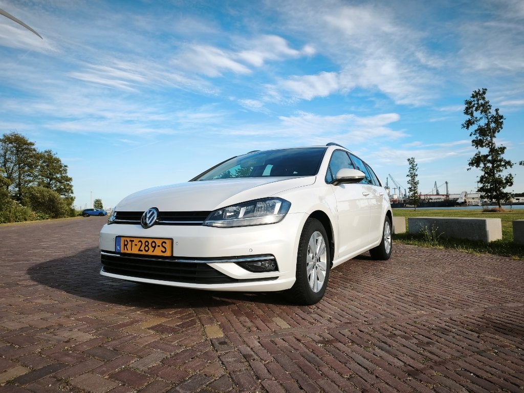 Volkswagen Golf Variant 1.0 TSI 110pk 2018 Wit Turbo NAP, Auto's, Dealer onderhouden, Euro 6, Wit, Origineel Nederlands