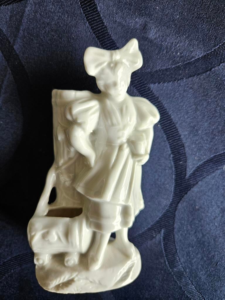 Vintage porseleinen beeldje meisje met hondje, Ophalen of Verzenden